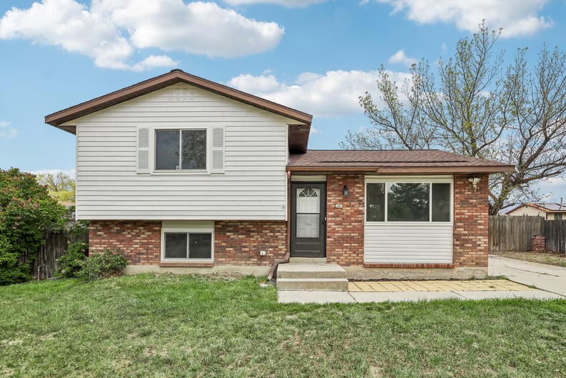 Property photo 1 of 6493 S 5135 W