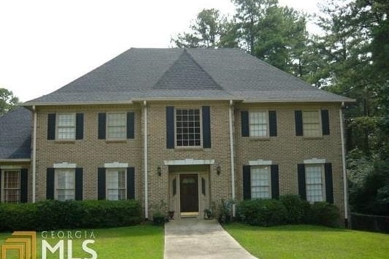 default property photo