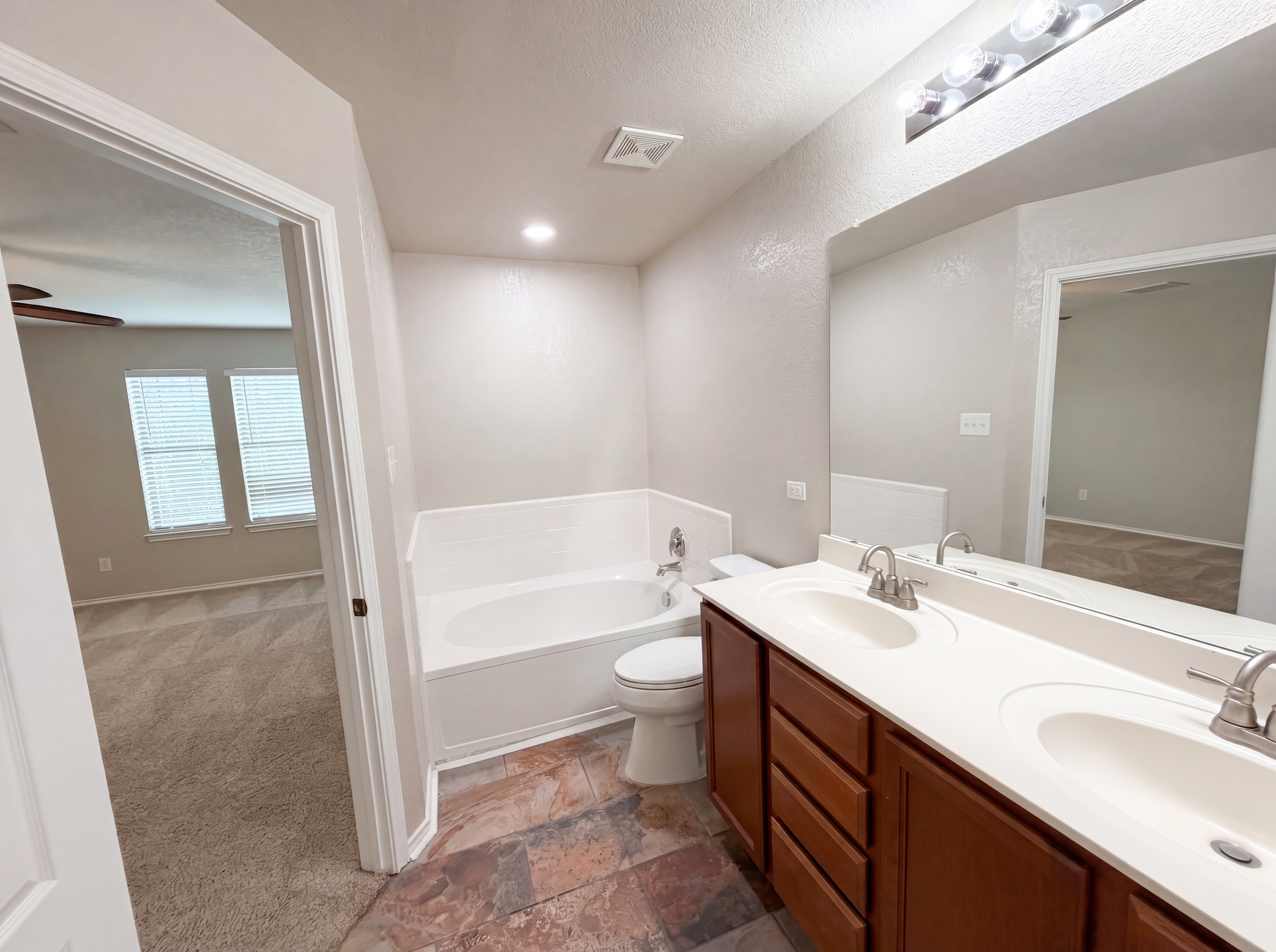 Photo 6 of 19 of 5733 Ty Lindstrom, Schertz, TX