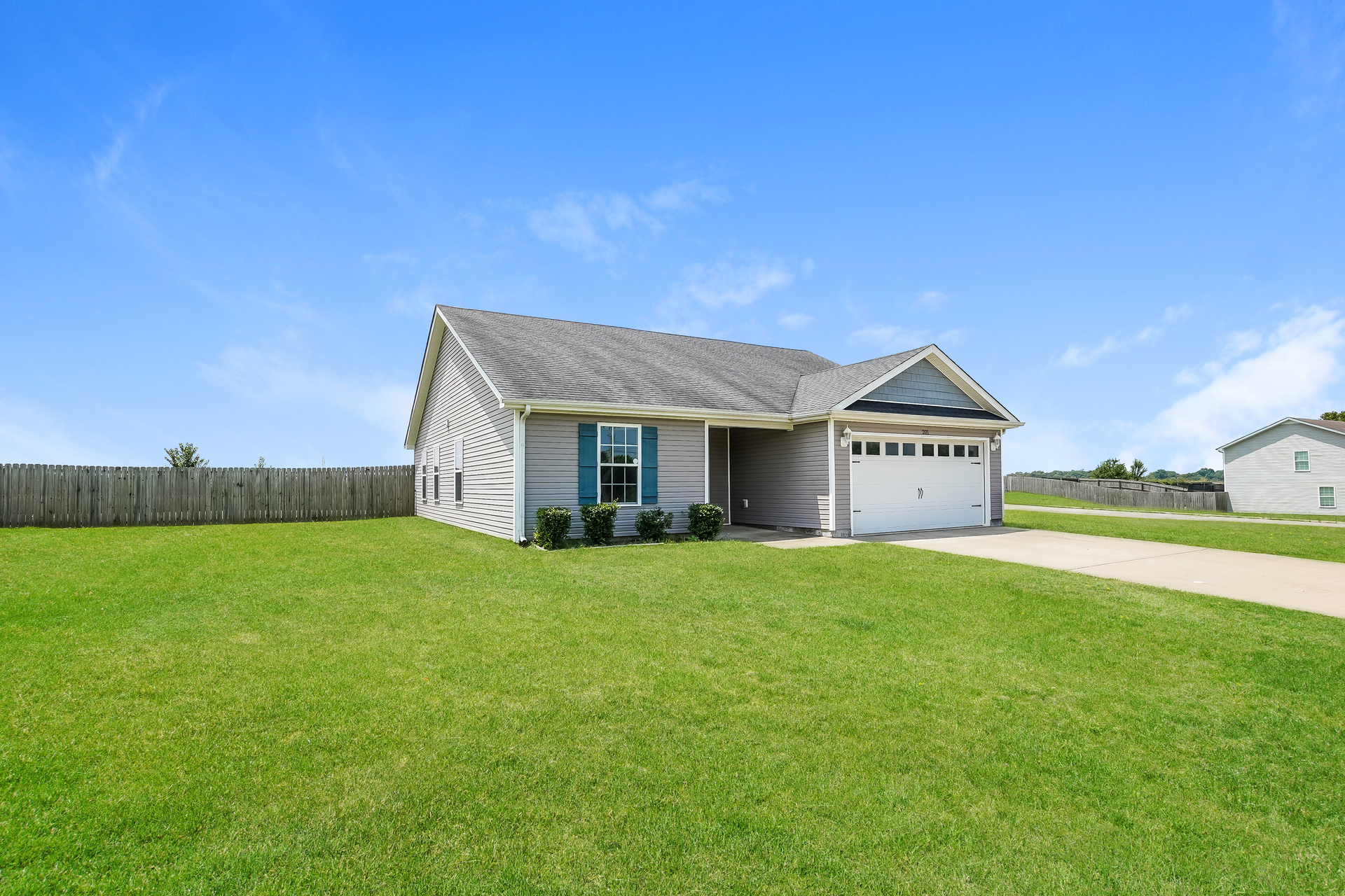 Photo 19 of 21 of 201 Bob White Trl, Oak Grove, KY