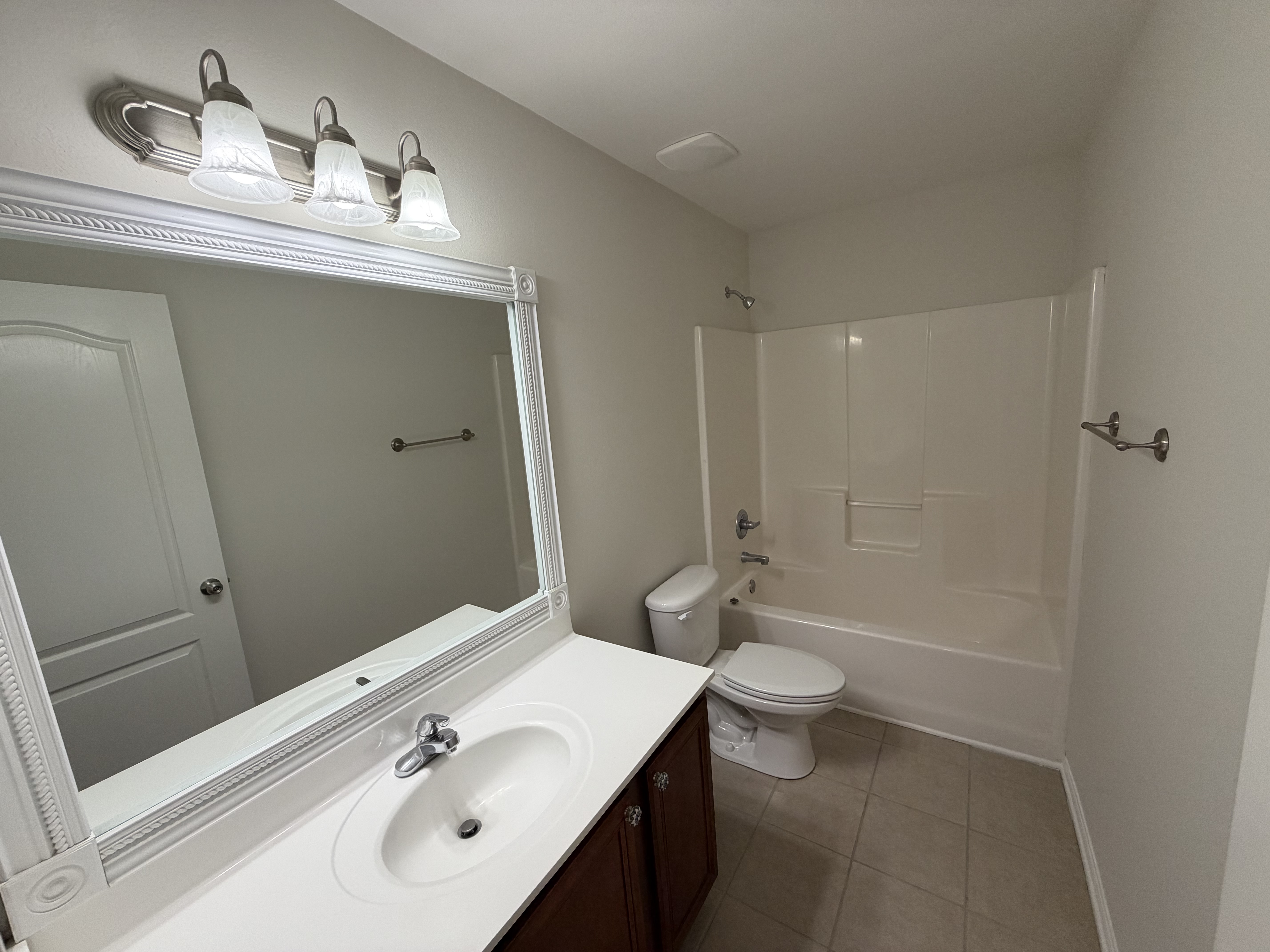 Photo 20 of 39 of 9518 Rushmore Cir, Braselton, GA