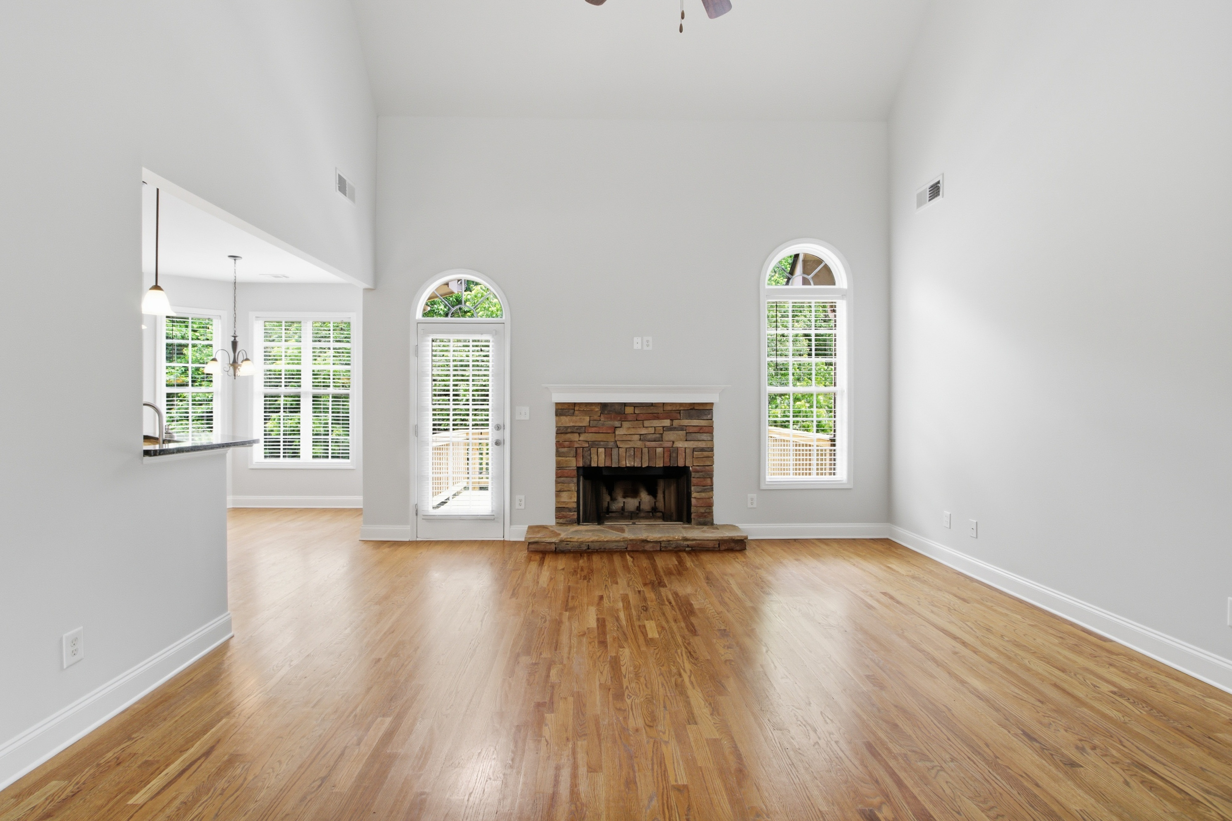 Photo 3 of 46 of 30 Roberson Dr NE, Cartersville, GA