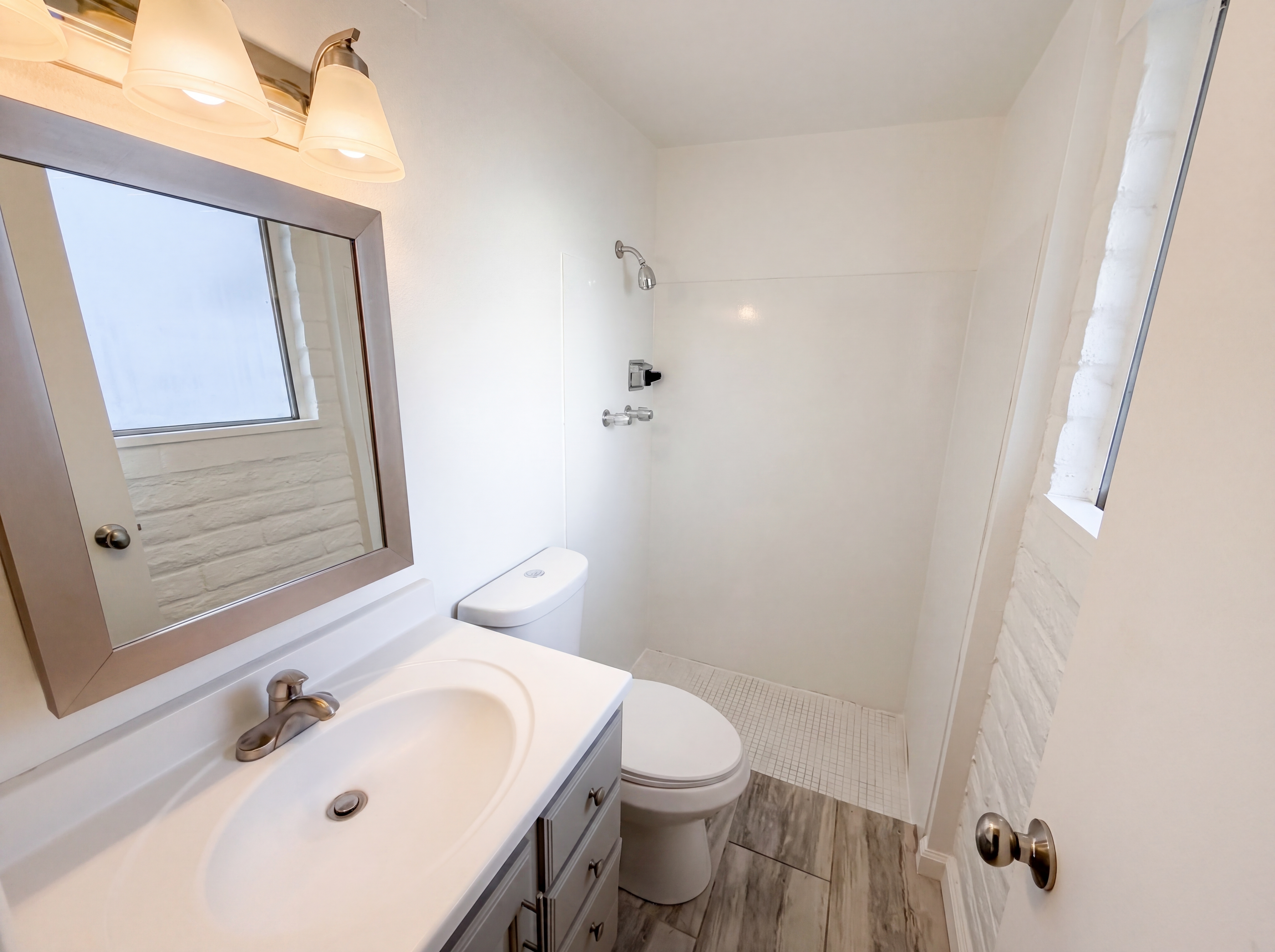 Photo 6 of 17 of 8421 E Balfour Dr, Tucson, AZ