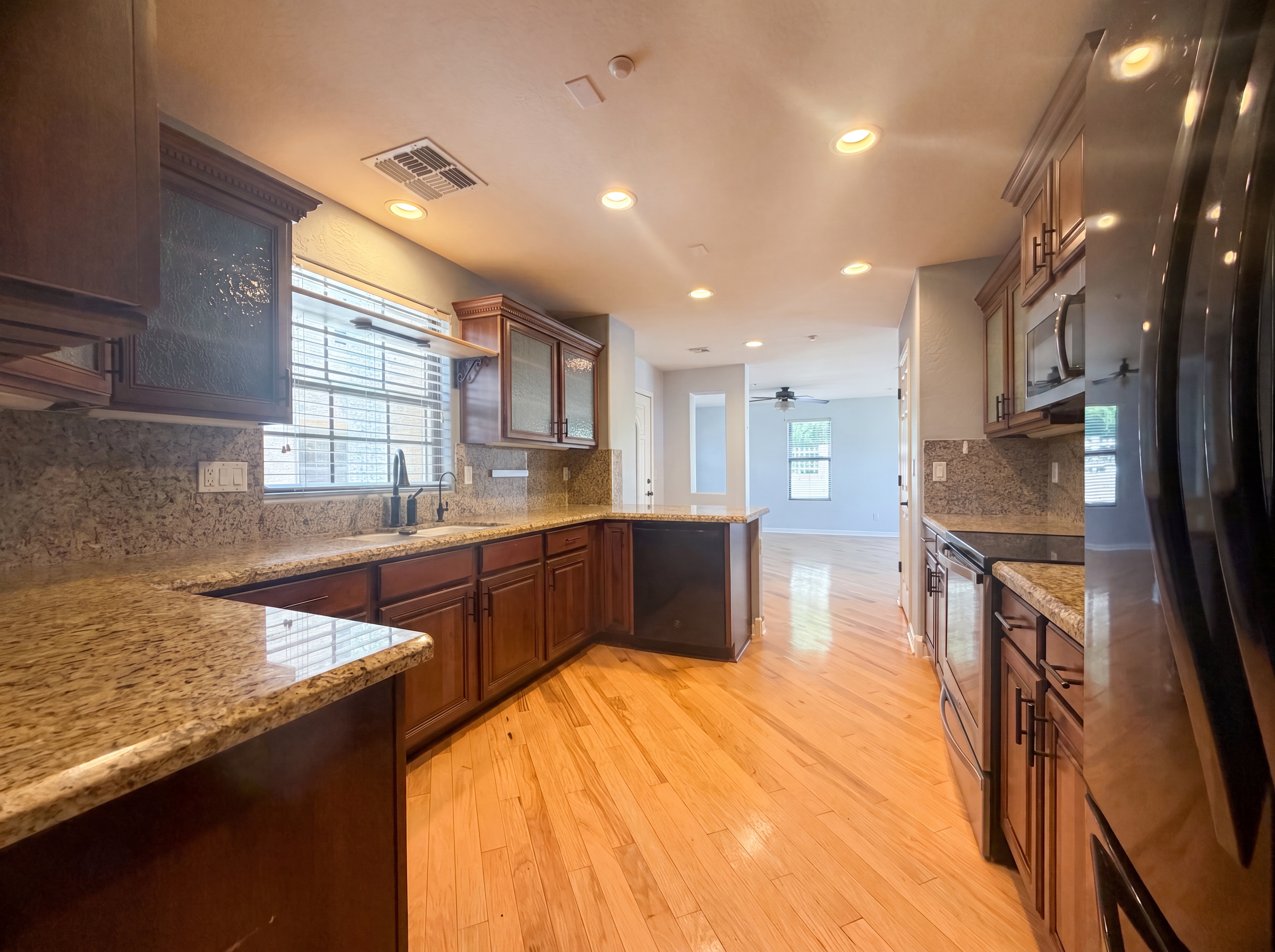 Photo 7 of 18 of 2784 E Megan St, Gilbert, AZ