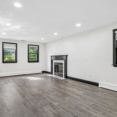 Property photo 3 of 6 Susan Cir
