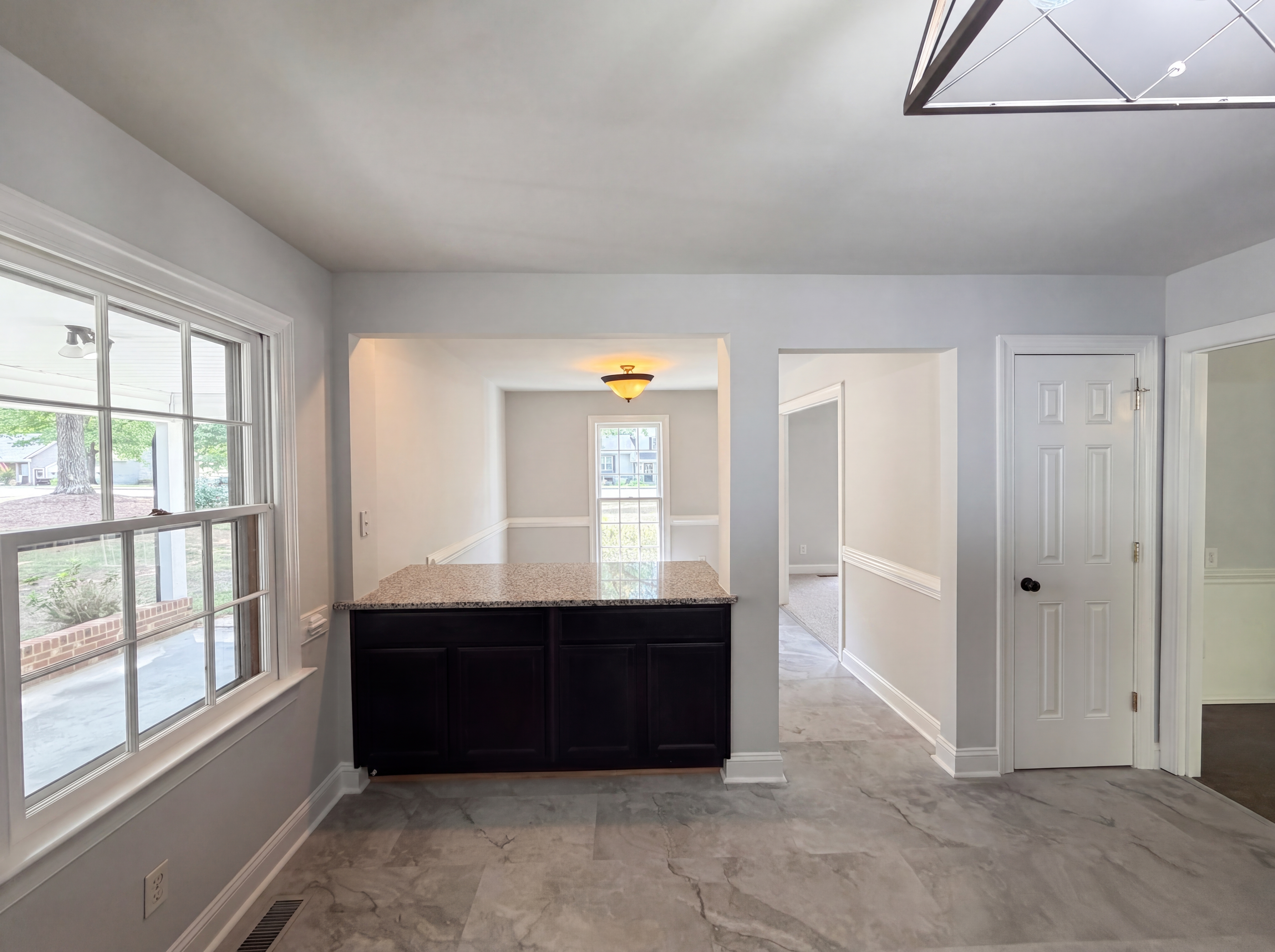 Photo 8 of 17 of 624 Green Willow Cir, Wendell, NC