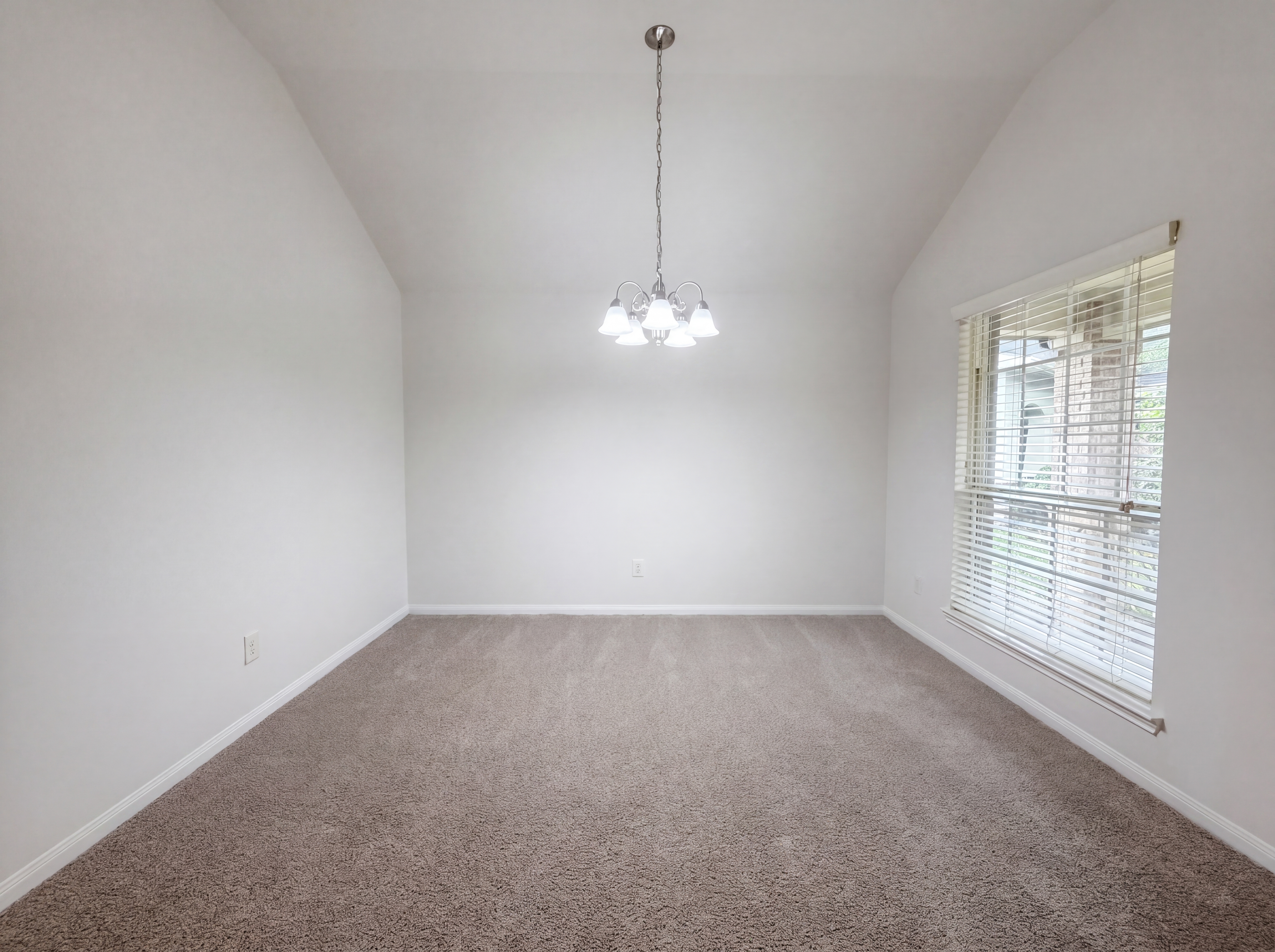 Photo 6 of 21 of 21469 Hunter Hart Dr, Porter, TX