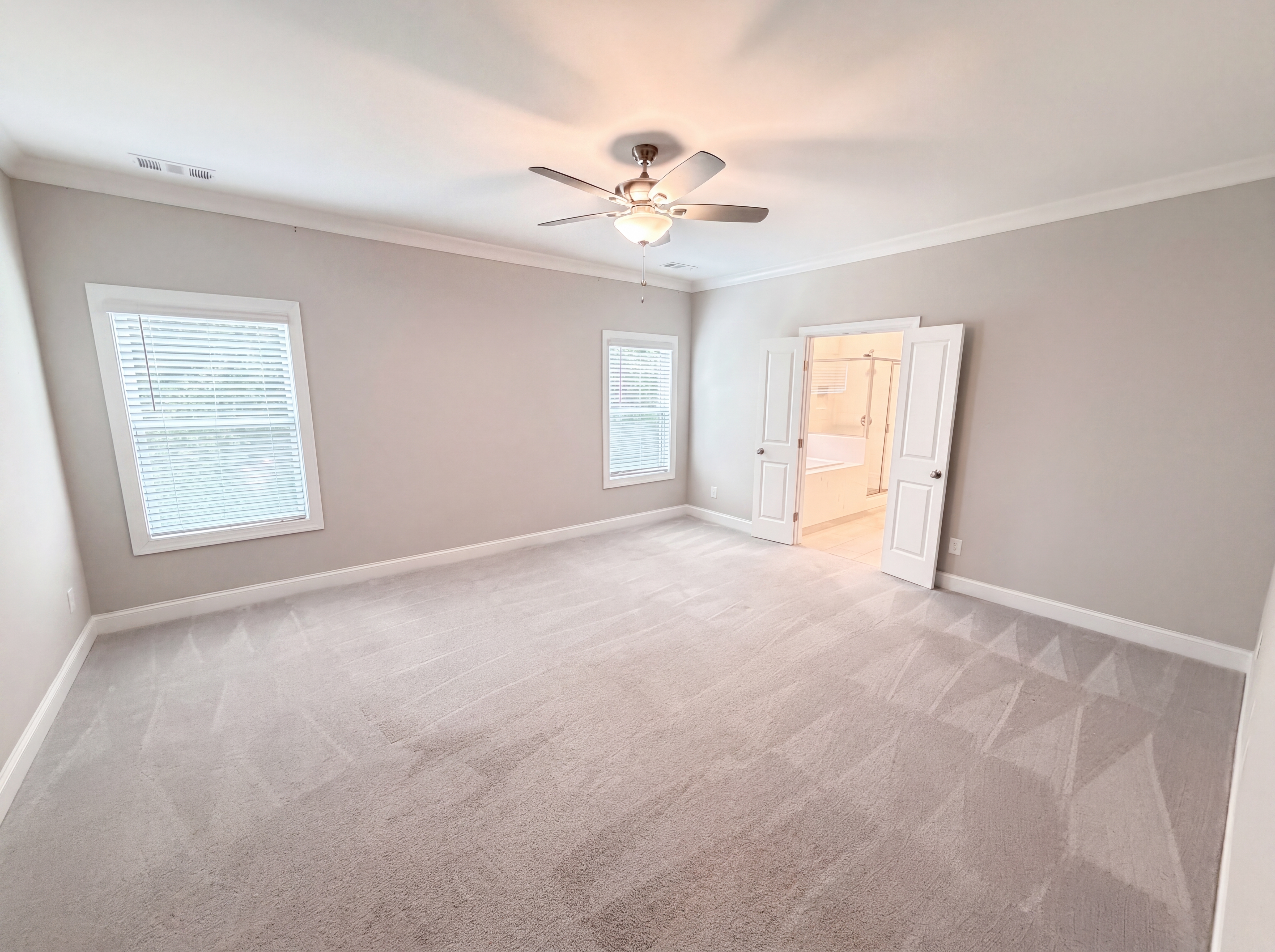 Photo 4 of 27 of 820 Pennington View Ln, Alpharetta, GA
