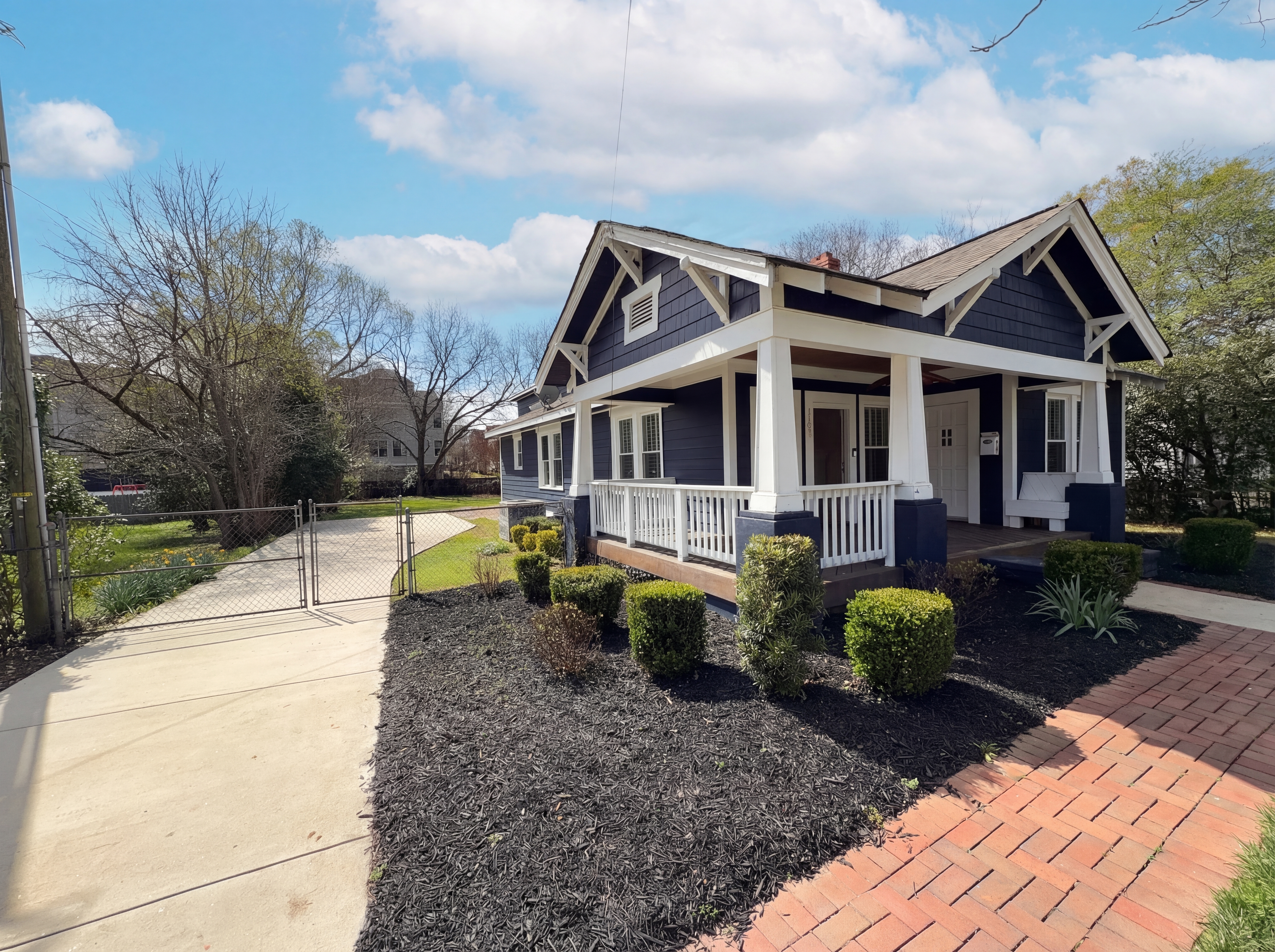Photo 6 of 32 of 1108 Herrin Ave, Charlotte, NC