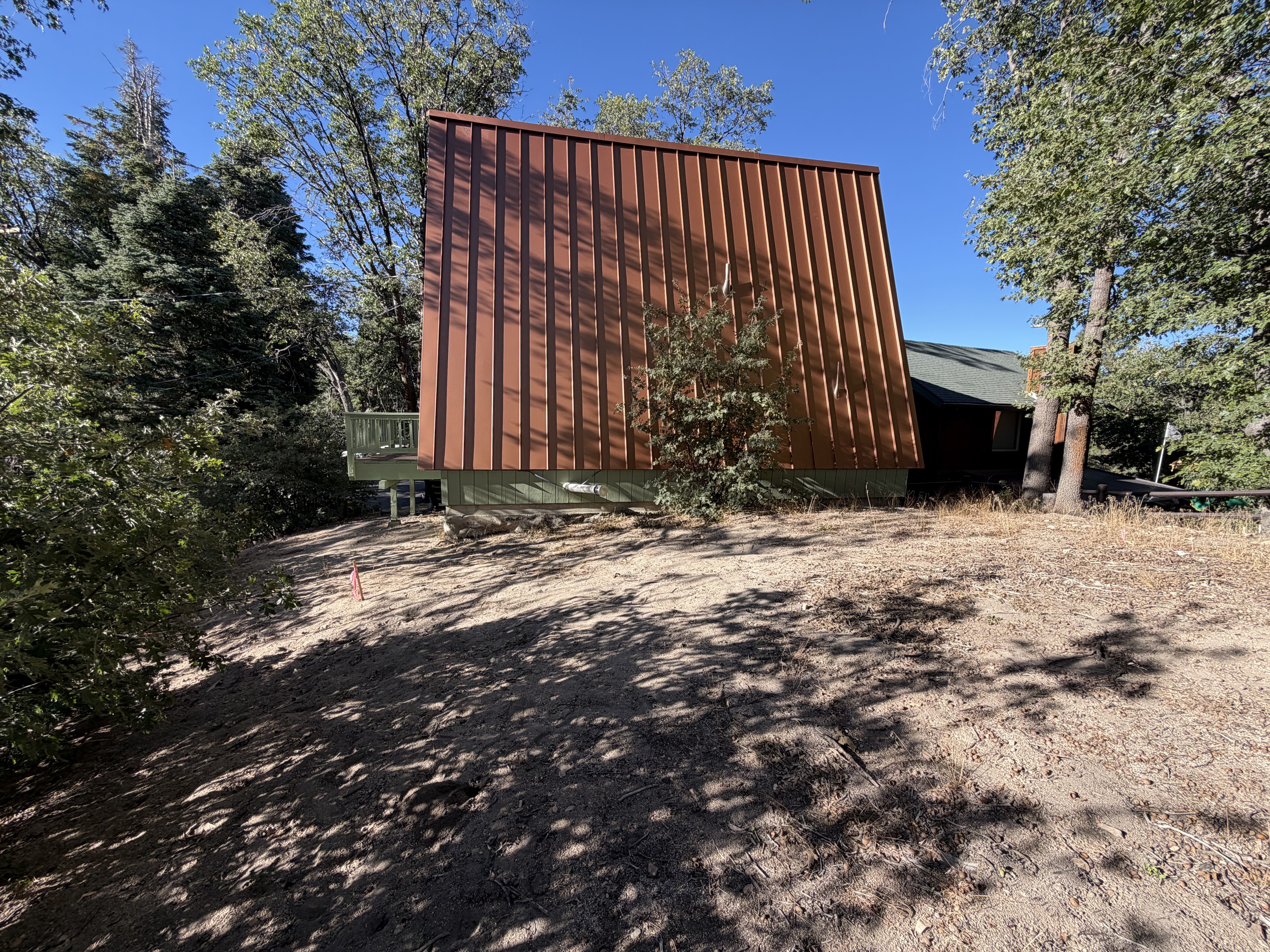 Photo 7 of 20 of 577 Oak Knoll Cir, Green Valley Lake, CA