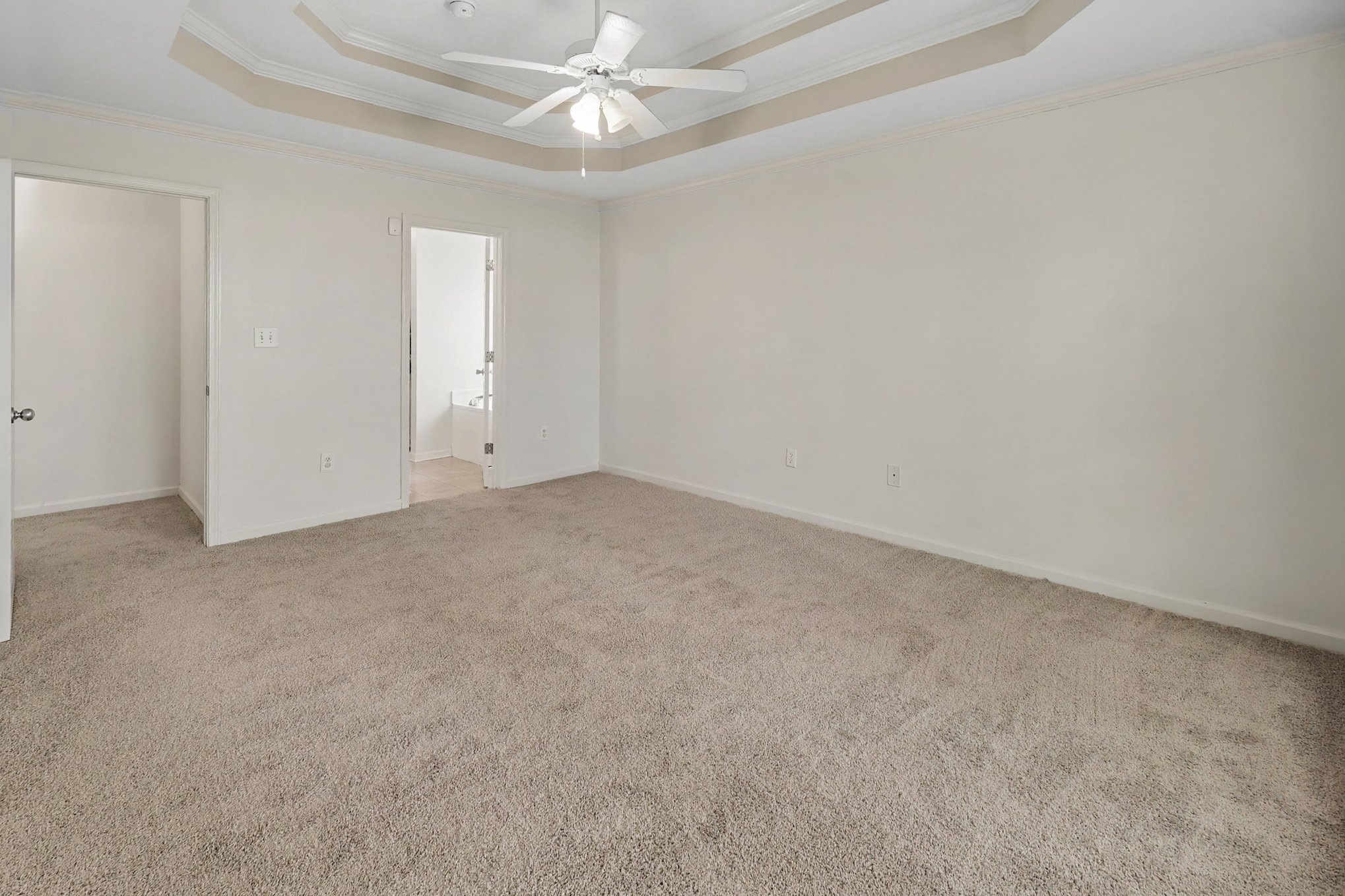 Photo 8 of 19 of 724 Barkley Cir, Alabaster, AL