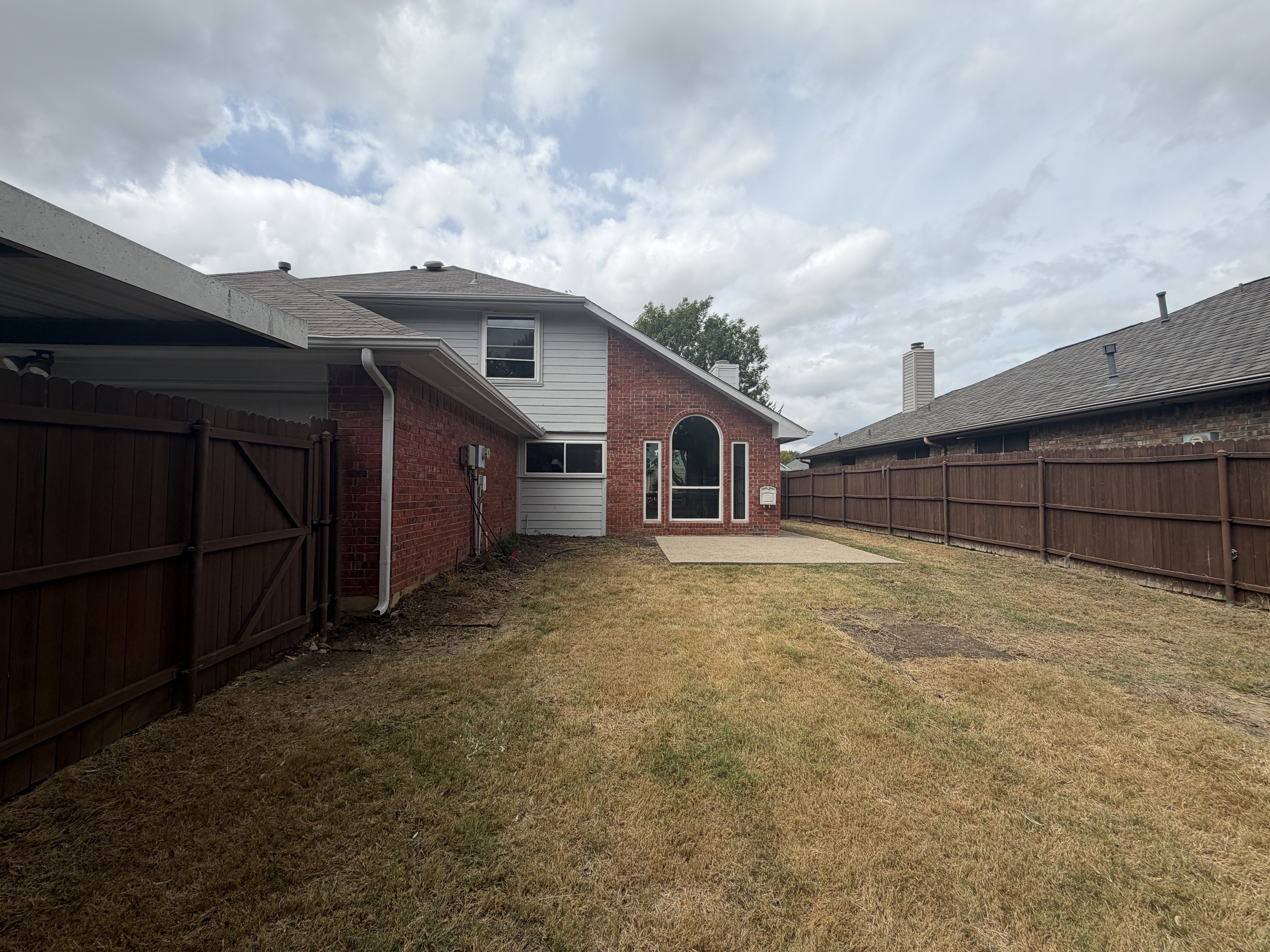 Photo 26 of 31 of 2228 Silverthorn Ln, Flower Mound, TX