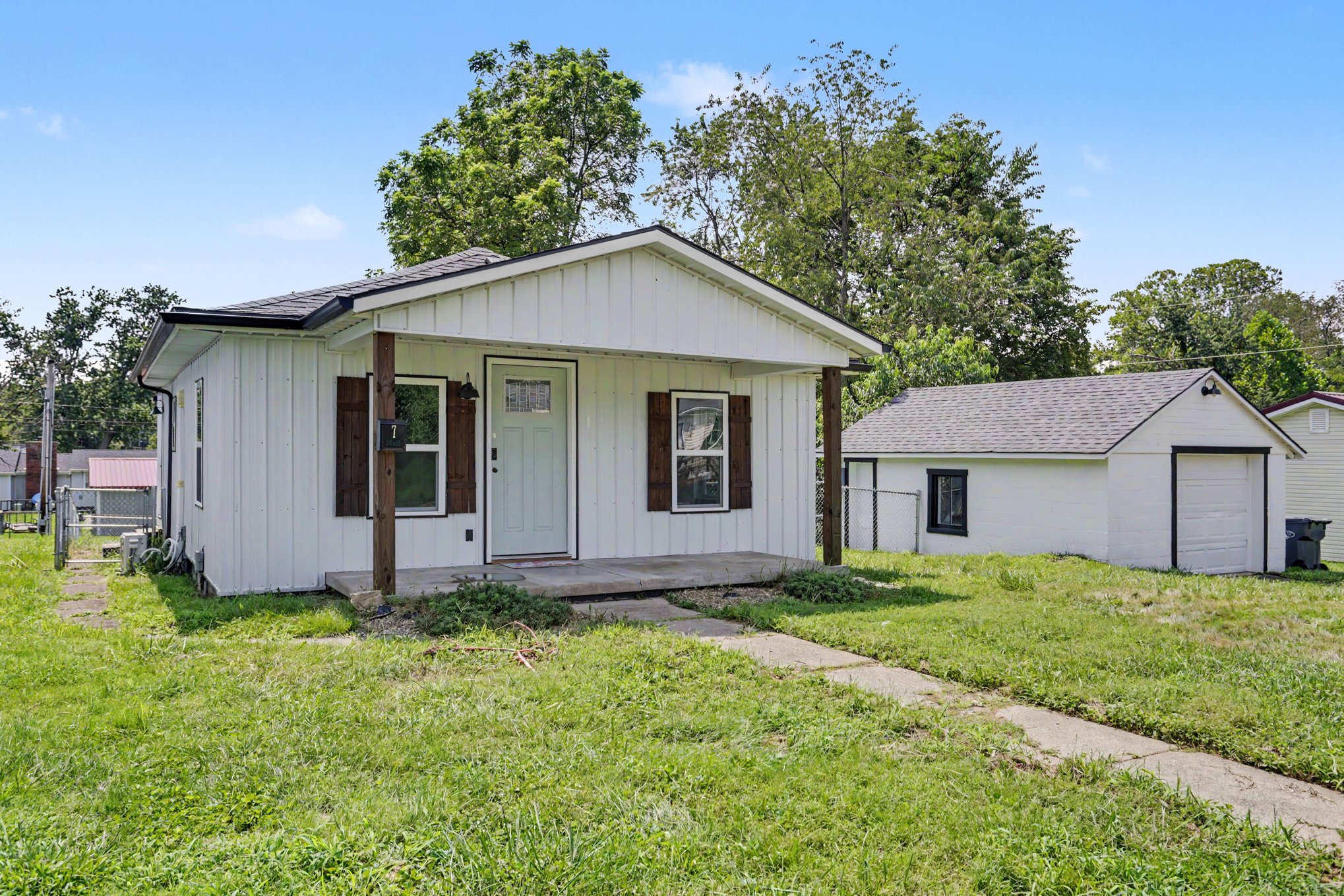 Photo 16 of 17 of 7 E Vine St, Jackson, OH