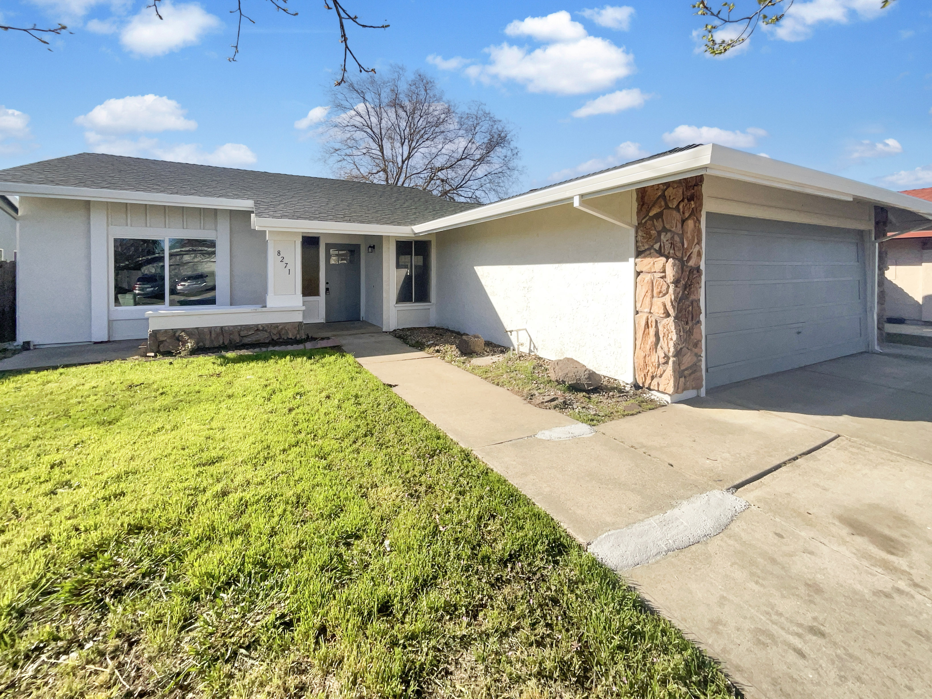 Photo 19 of 20 of 8271 Moorhaven Way, Sacramento, CA