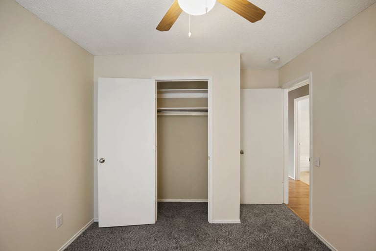 Photo 9 of 26 - 4641 Feathercrest Dr, Fort Worth, TX 76137