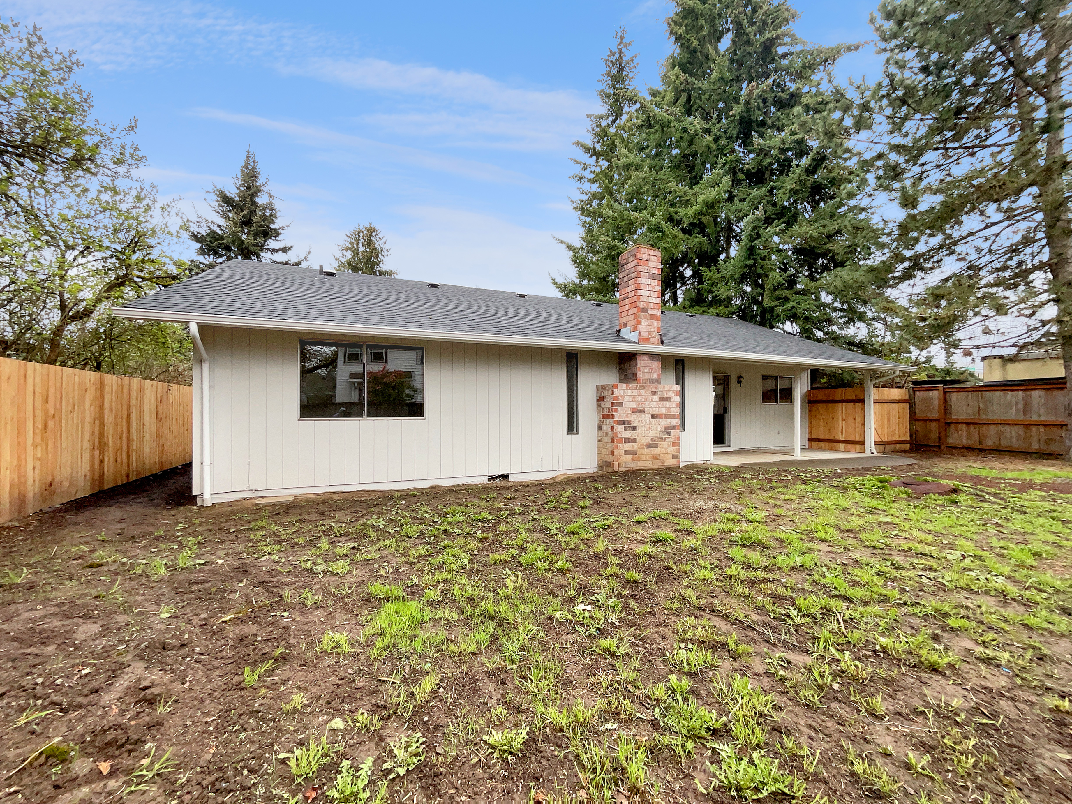 Photo 10 of 20 of 190 SE 32nd Ave, Hillsboro, OR