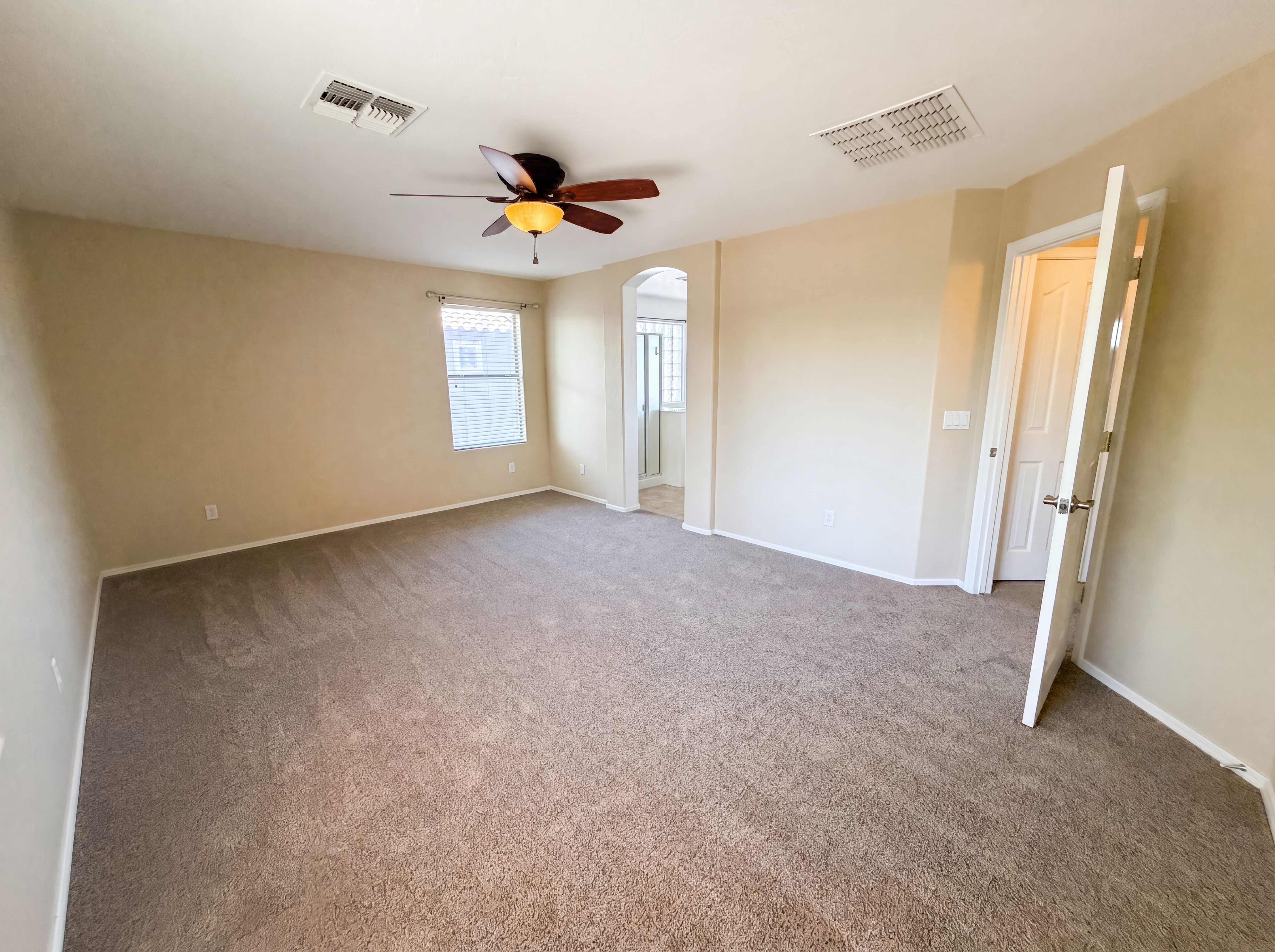 Photo 4 of 28 of 2695 E Vermont Ct, Gilbert, AZ