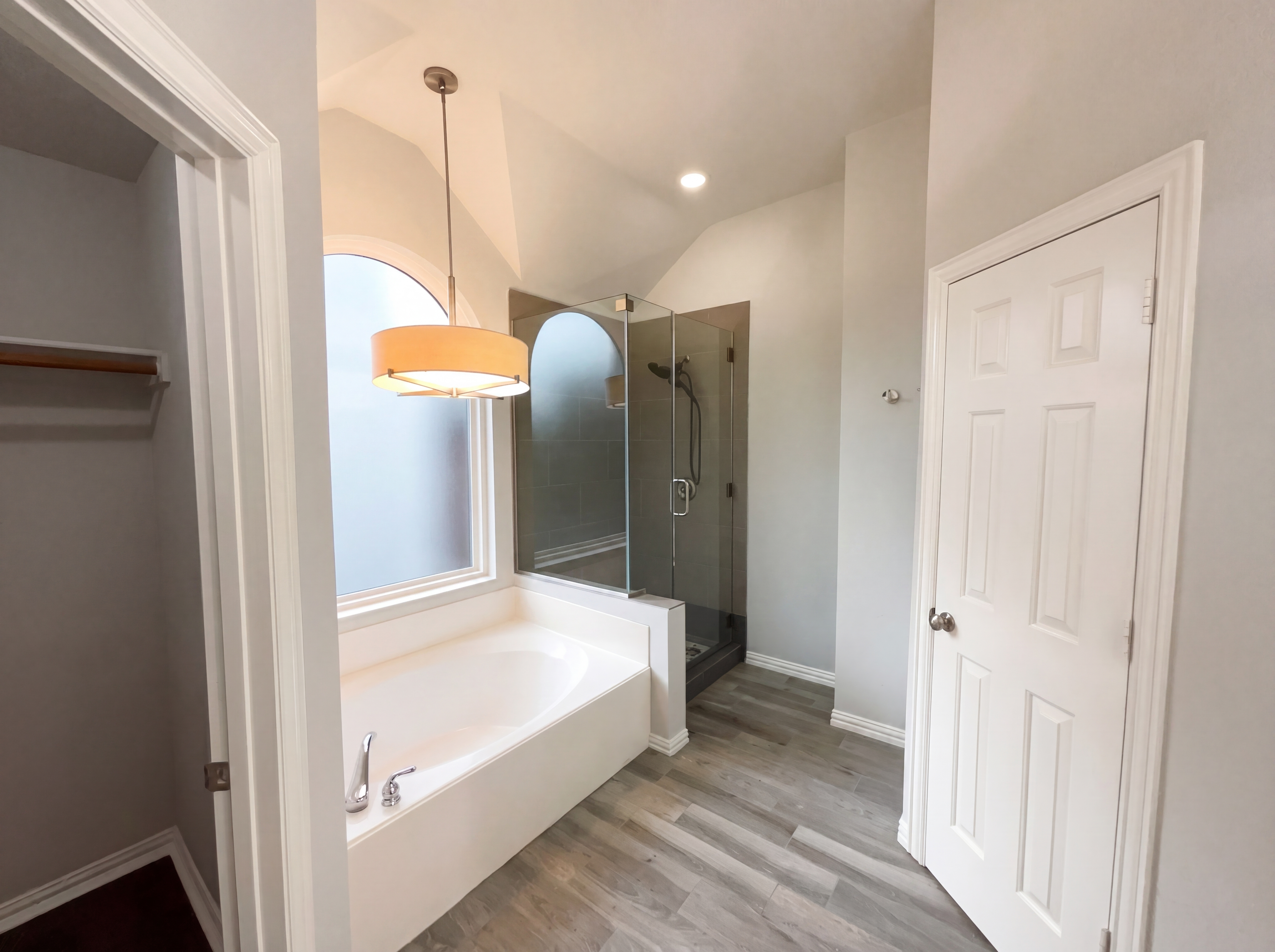 Photo 8 of 18 of 17836 Mary Margaret St, Dallas, TX