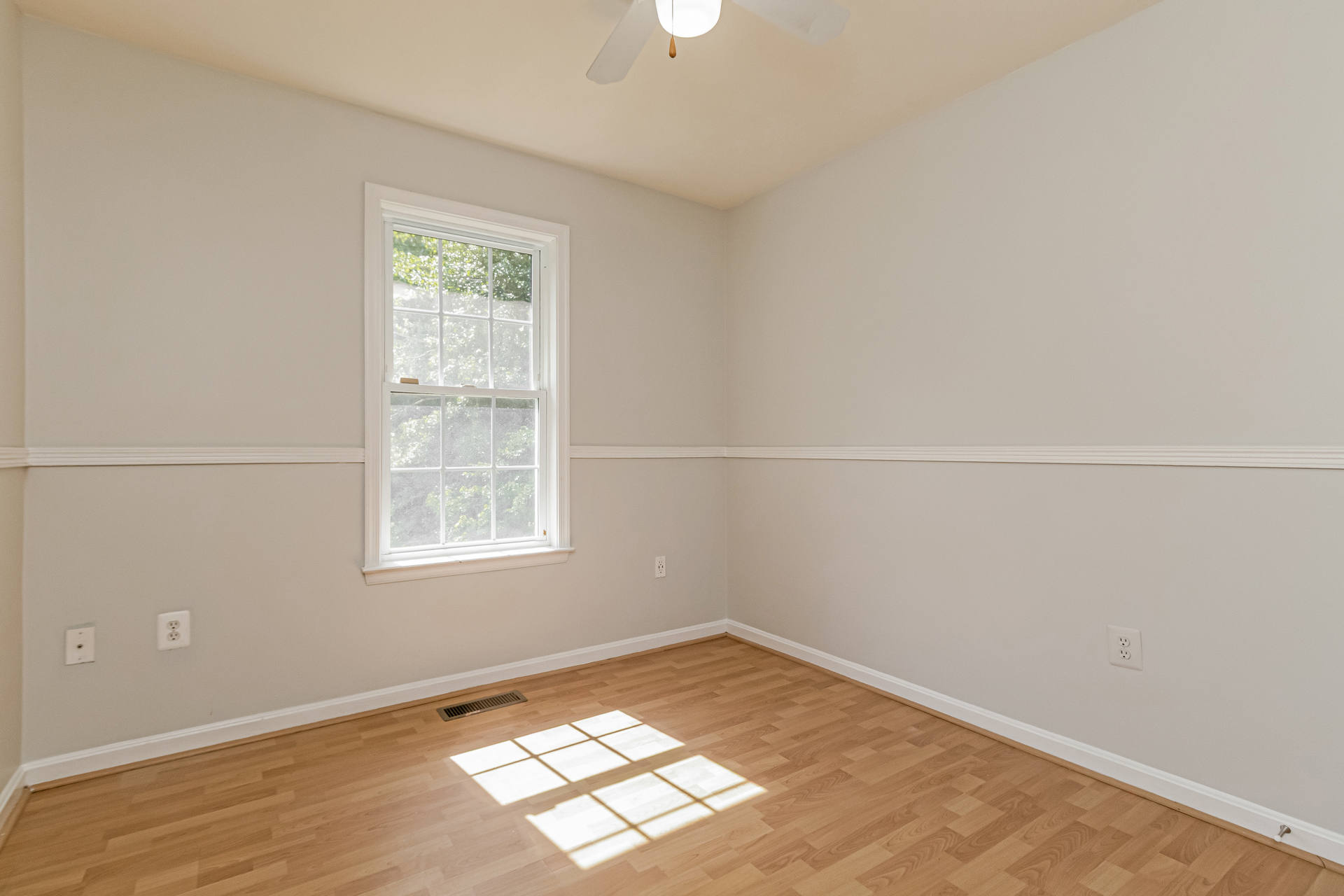 Photo 15 of 22 of 10116 Chesney Dr, Spotsylvania, VA