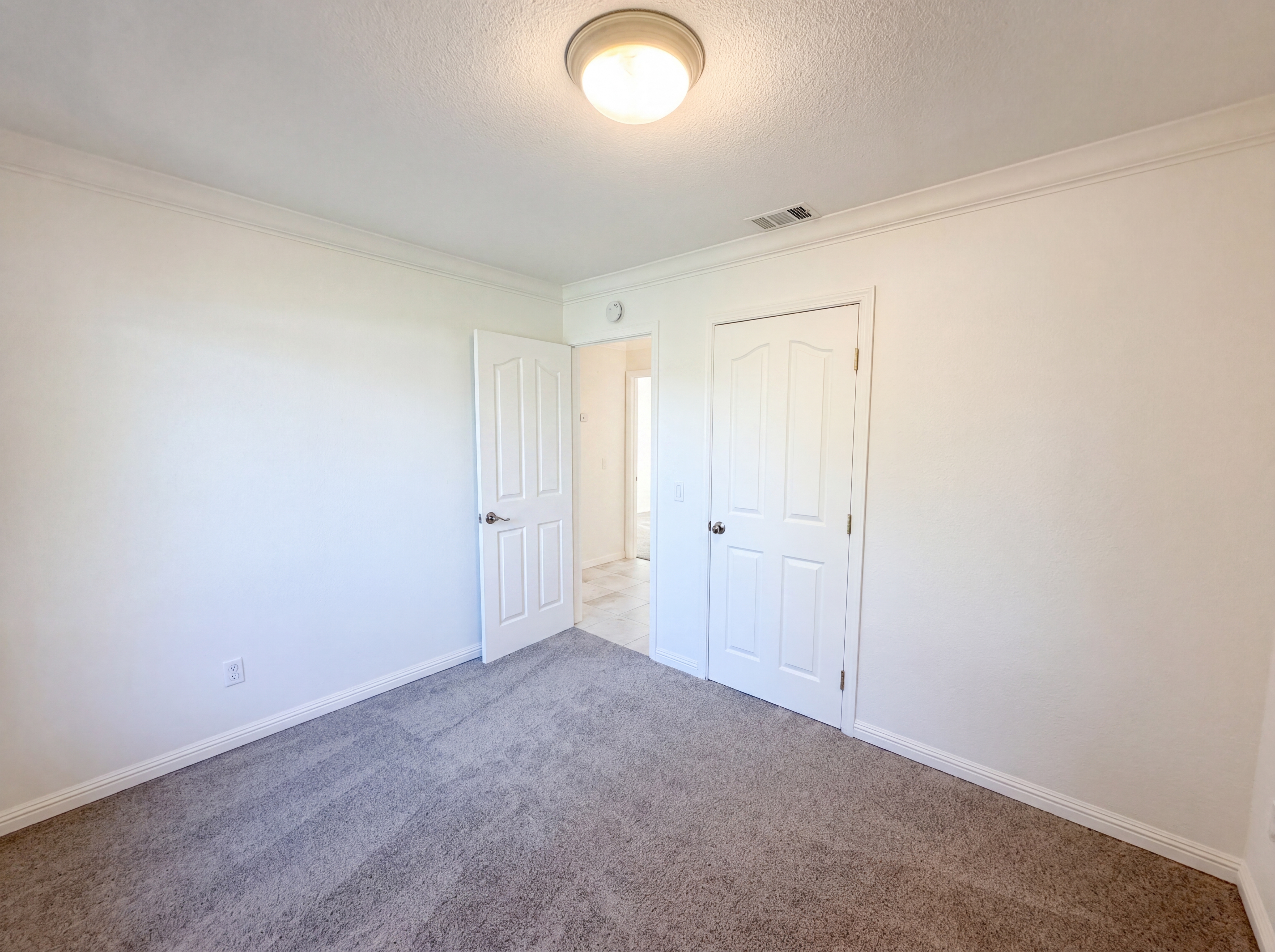 Photo 4 of 23 of 9534 Brakeman Ct, Sacramento, CA