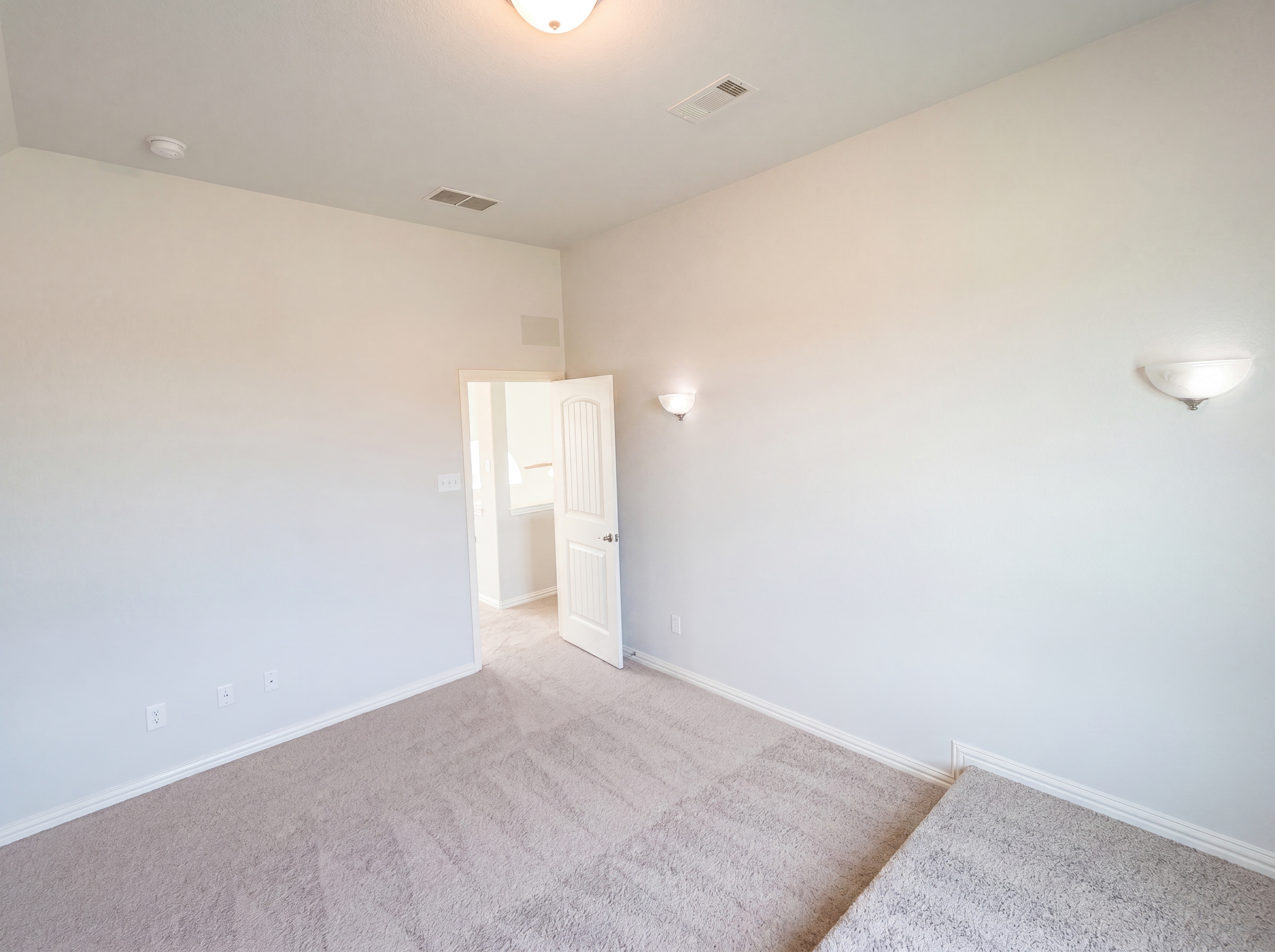 Photo 17 of 23 of 3105 Bridgewater Dr, Little Elm, TX