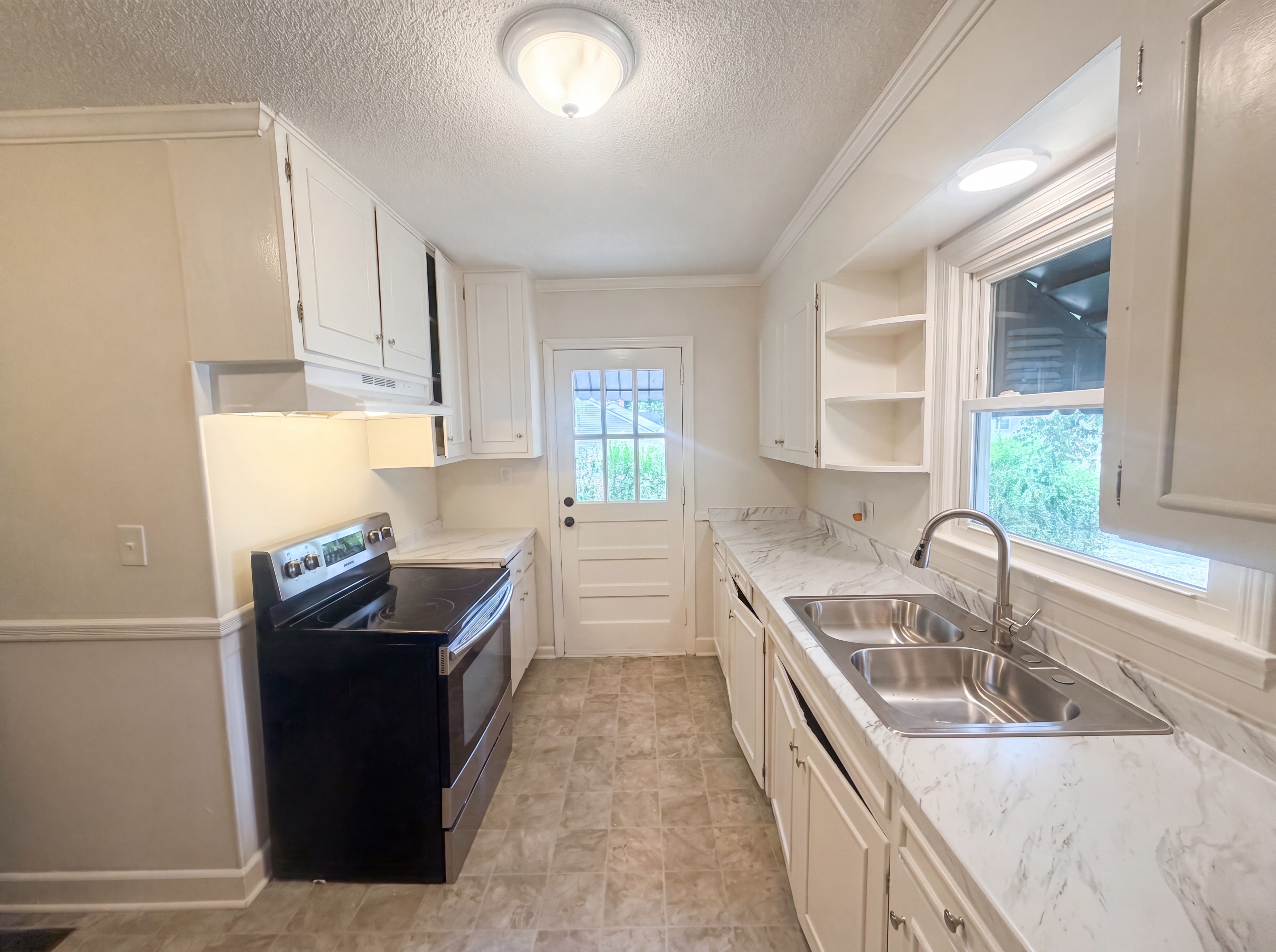 Photo 2 of 15 of 2403 Rowe St, Greensboro, NC