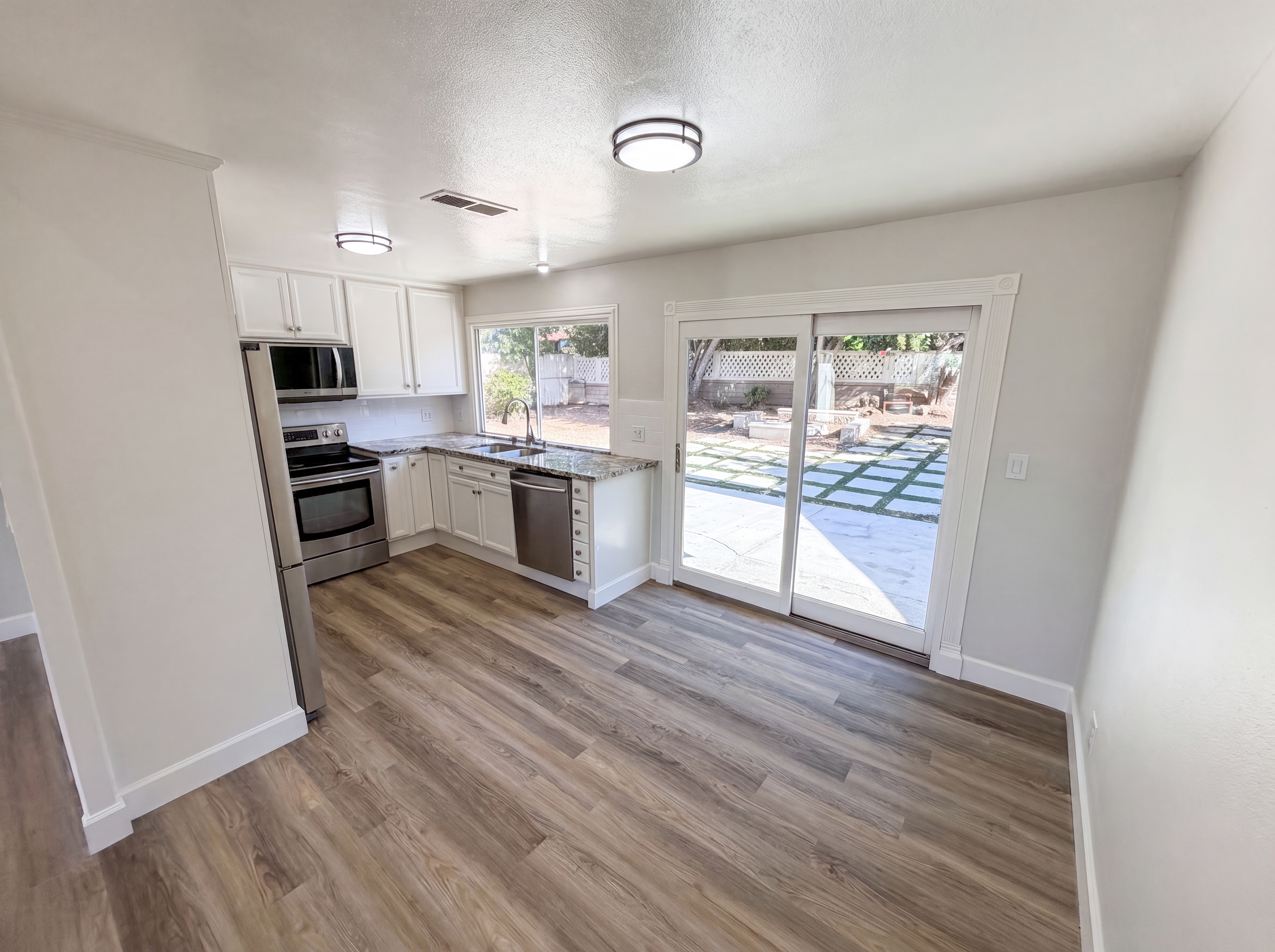 Photo 8 of 23 of 23732 San Dona, Laguna Hills, CA