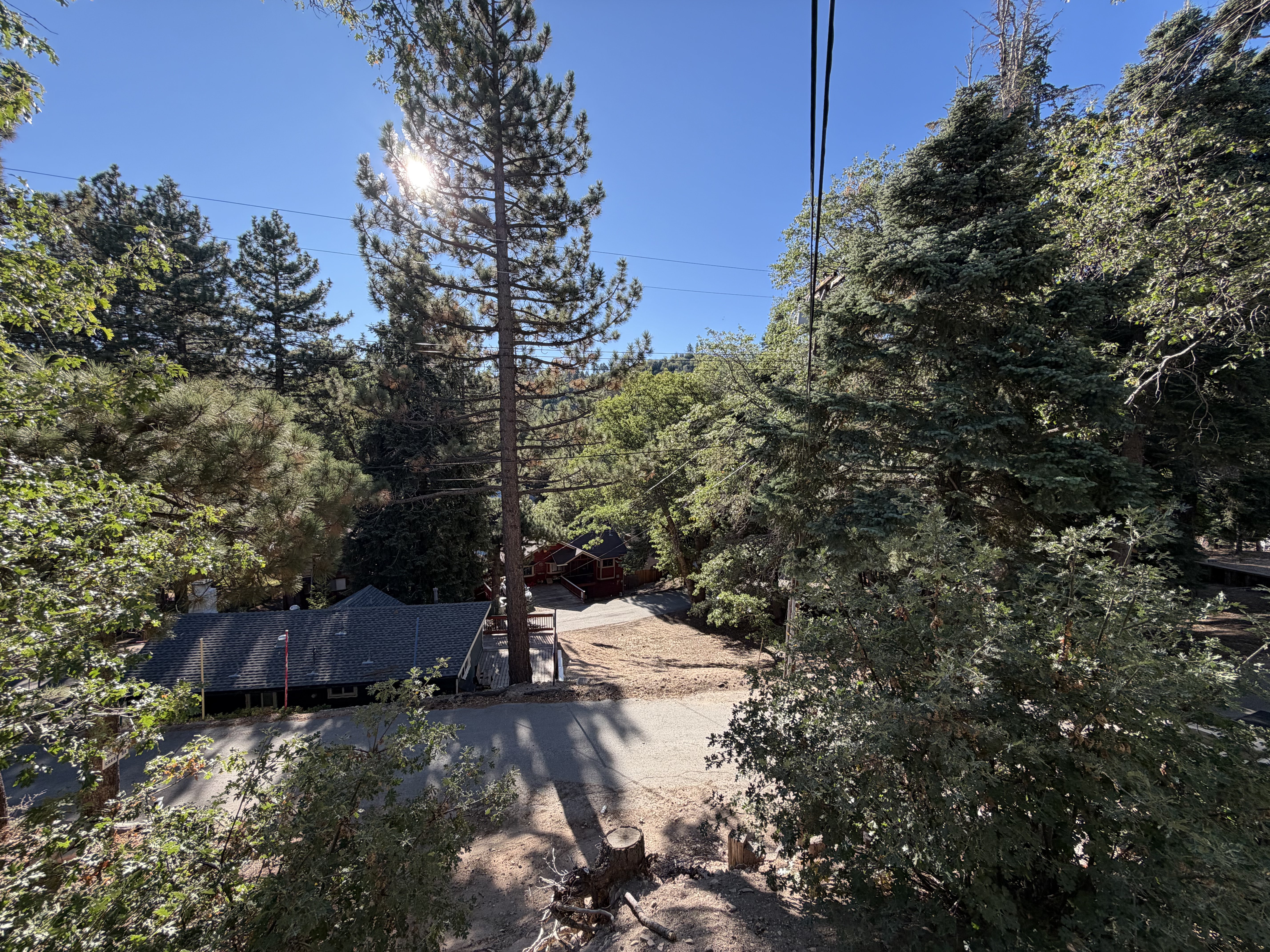 Photo 6 of 20 of 577 Oak Knoll Cir, Green Valley Lake, CA