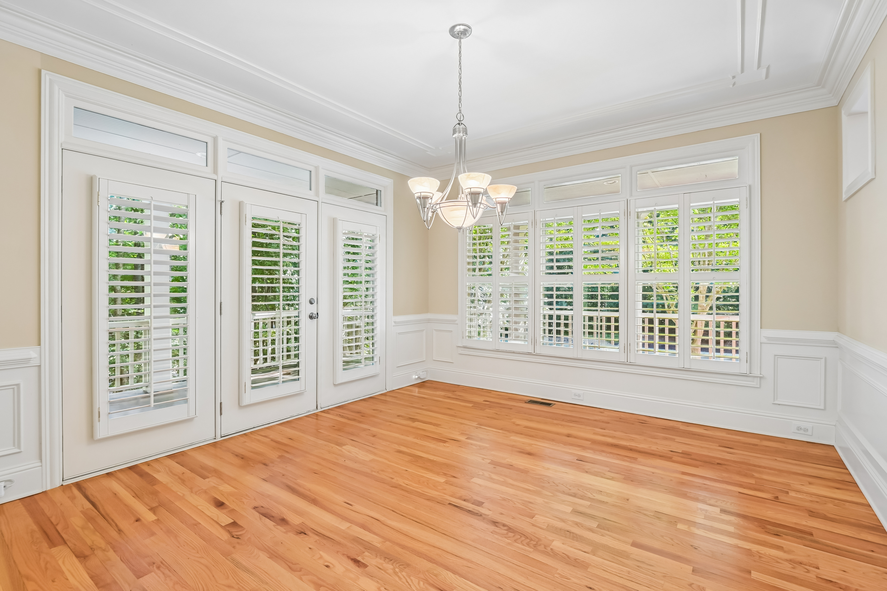 Photo 37 of 73 of 720 Barberry Dr, Alpharetta, GA