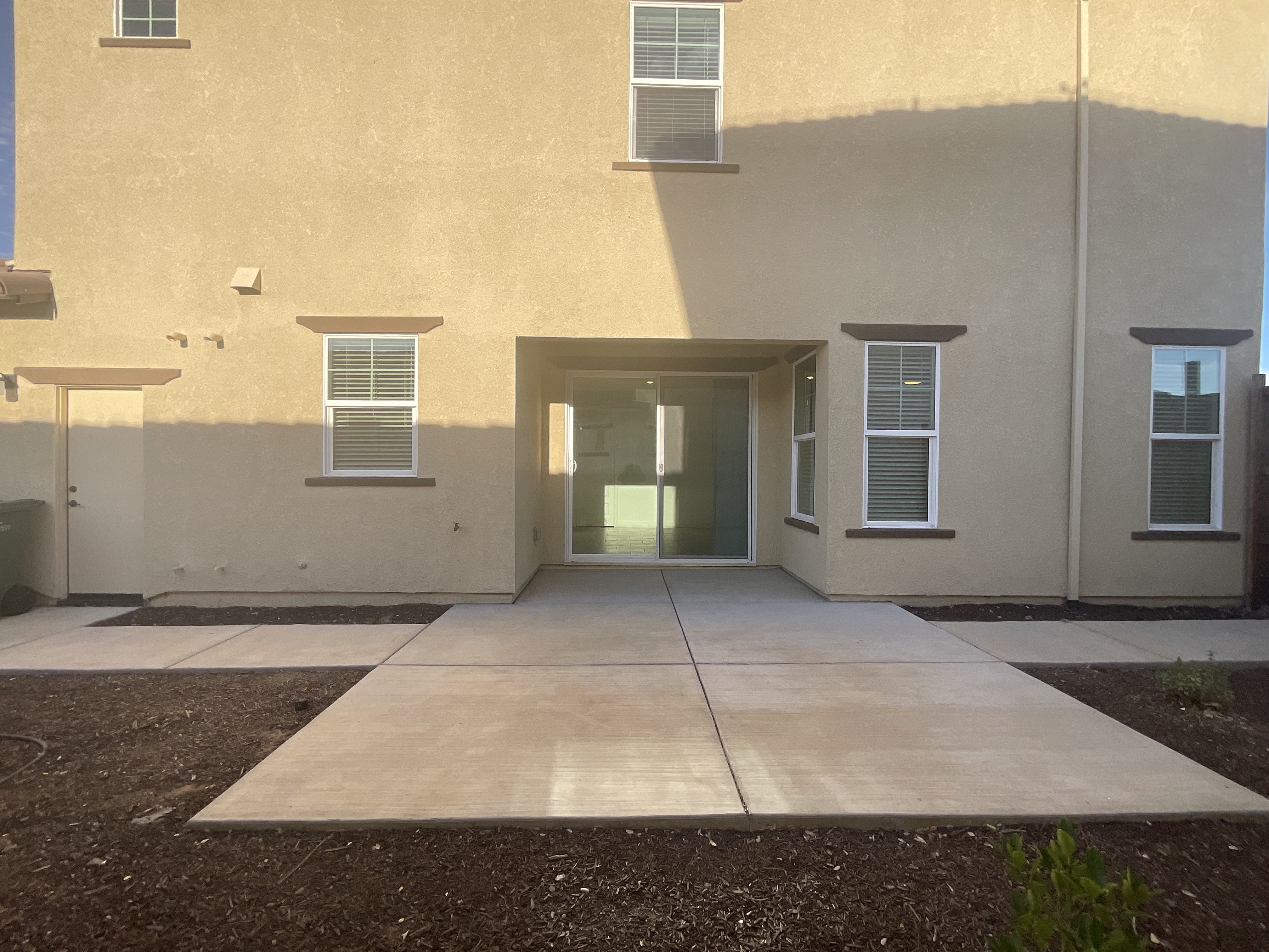 Photo 5 of 27 of 7962 Carraway Dr, Antelope, CA