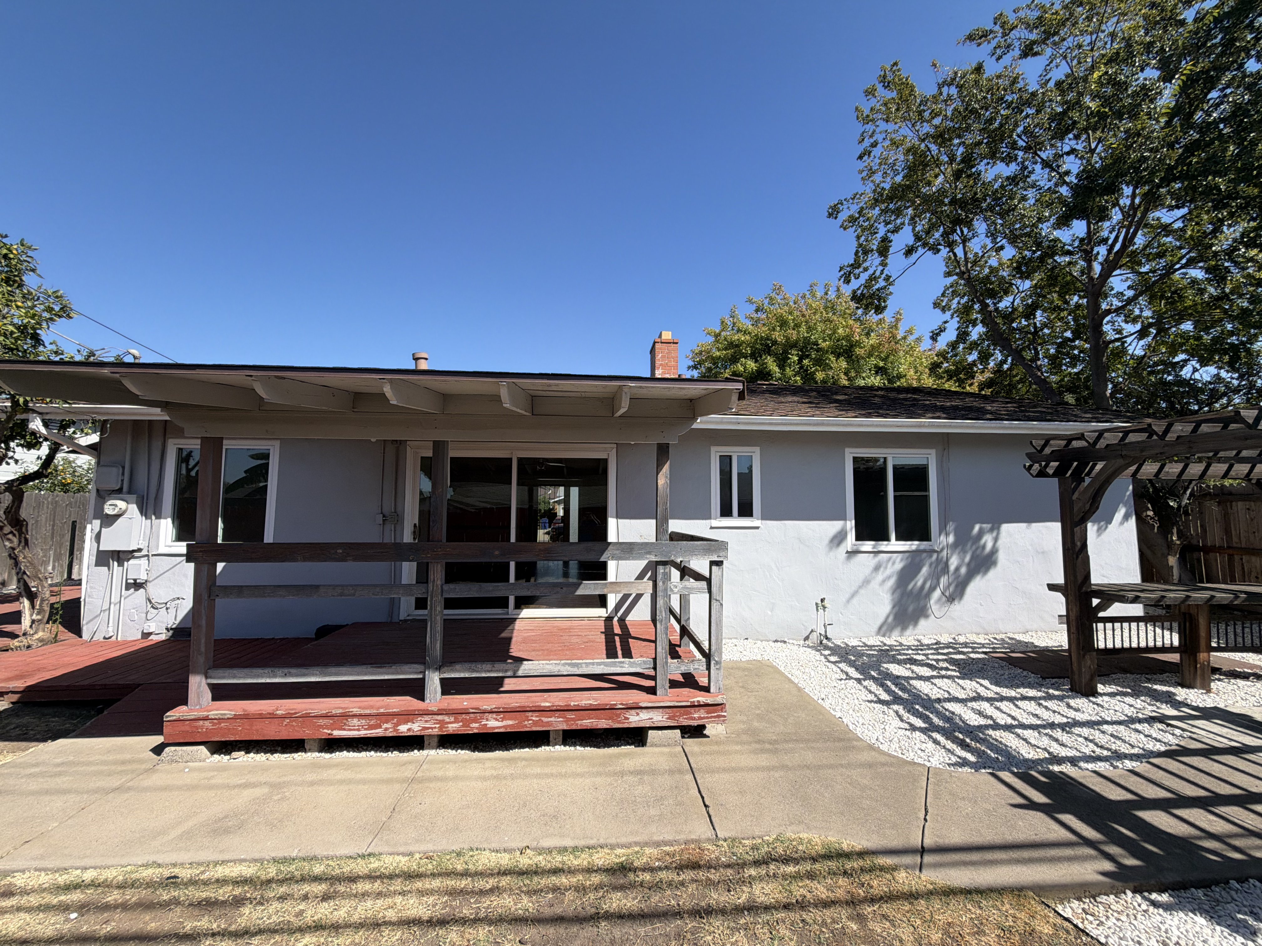Photo 15 of 18 of 5208 Fernwood Way, Sacramento, CA