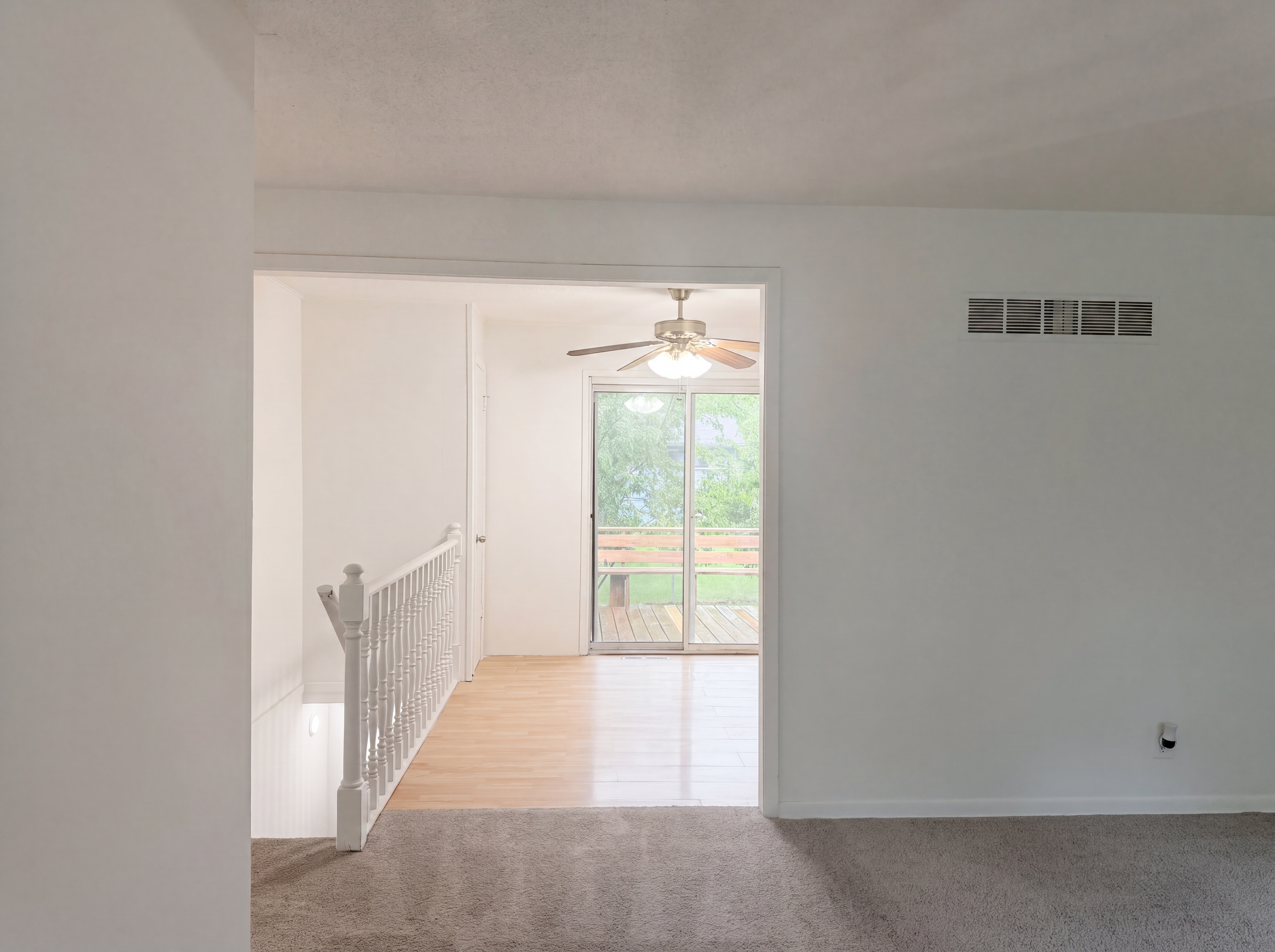 Photo 8 of 20 of 9401 E 84th Ter, Kansas City, MO
