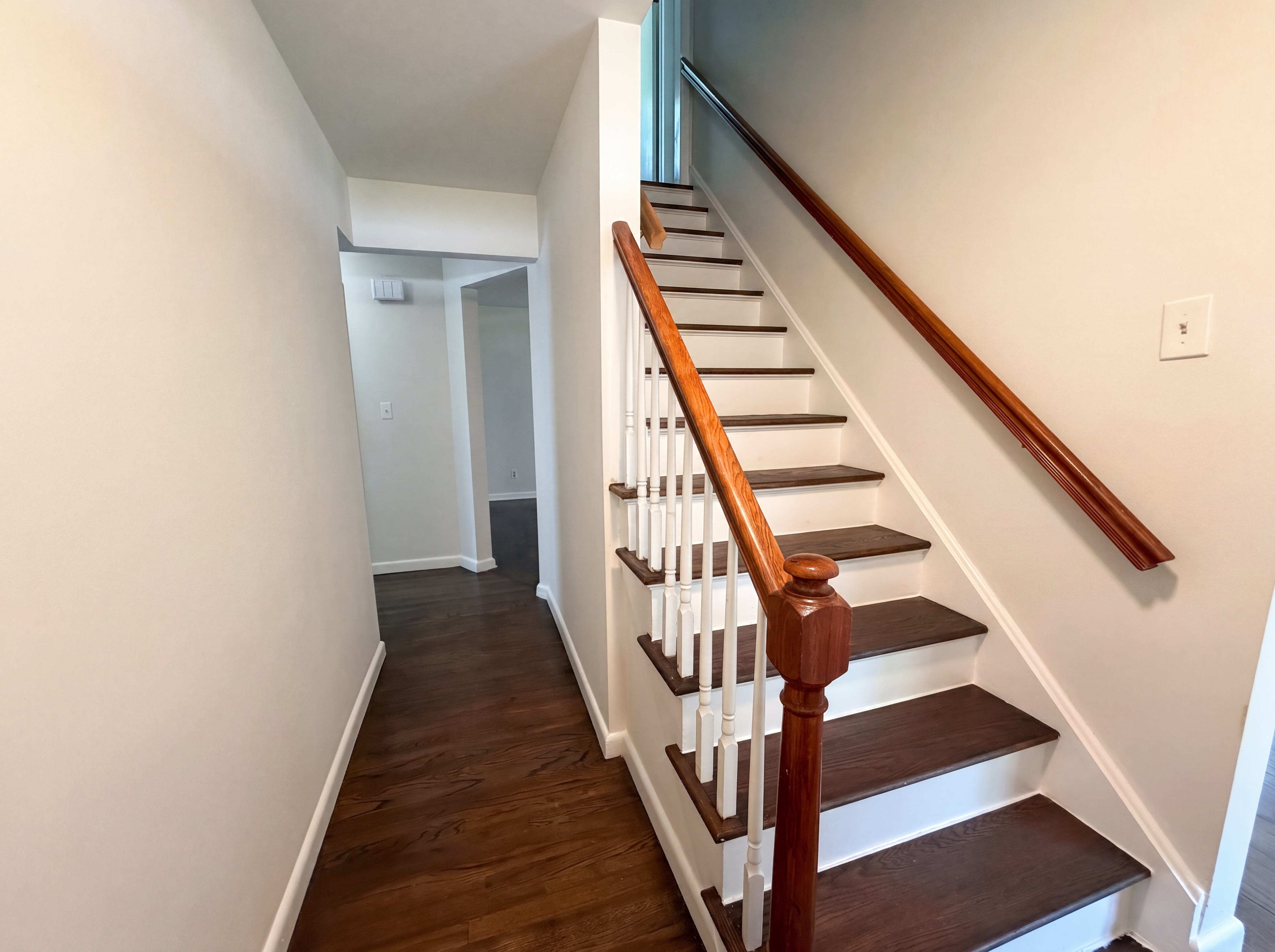 Photo 6 of 42 of 616 River Rd, Teaneck, NJ