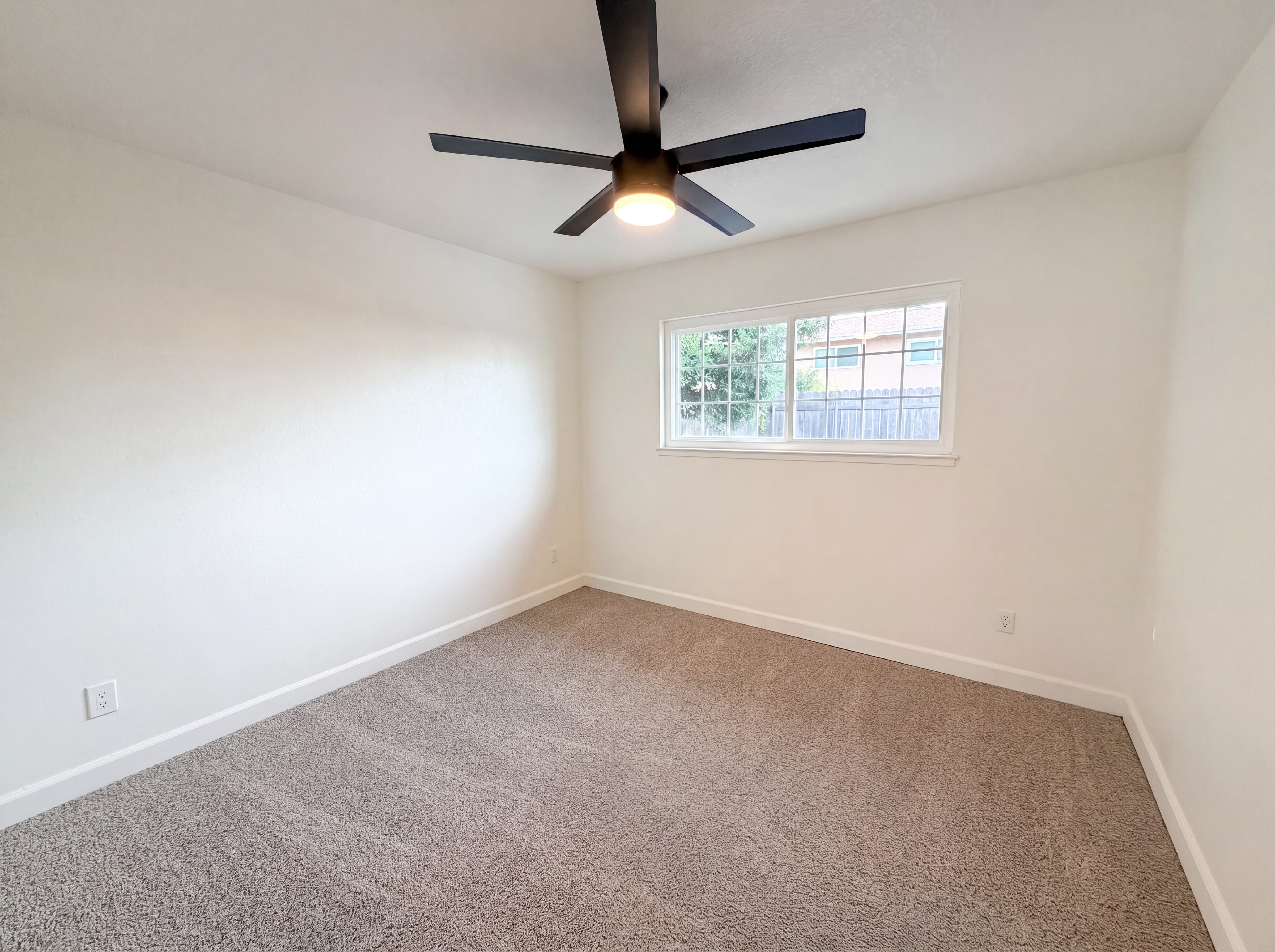 Photo 14 of 28 of 6840 Oaklawn Way, Fair Oaks, CA