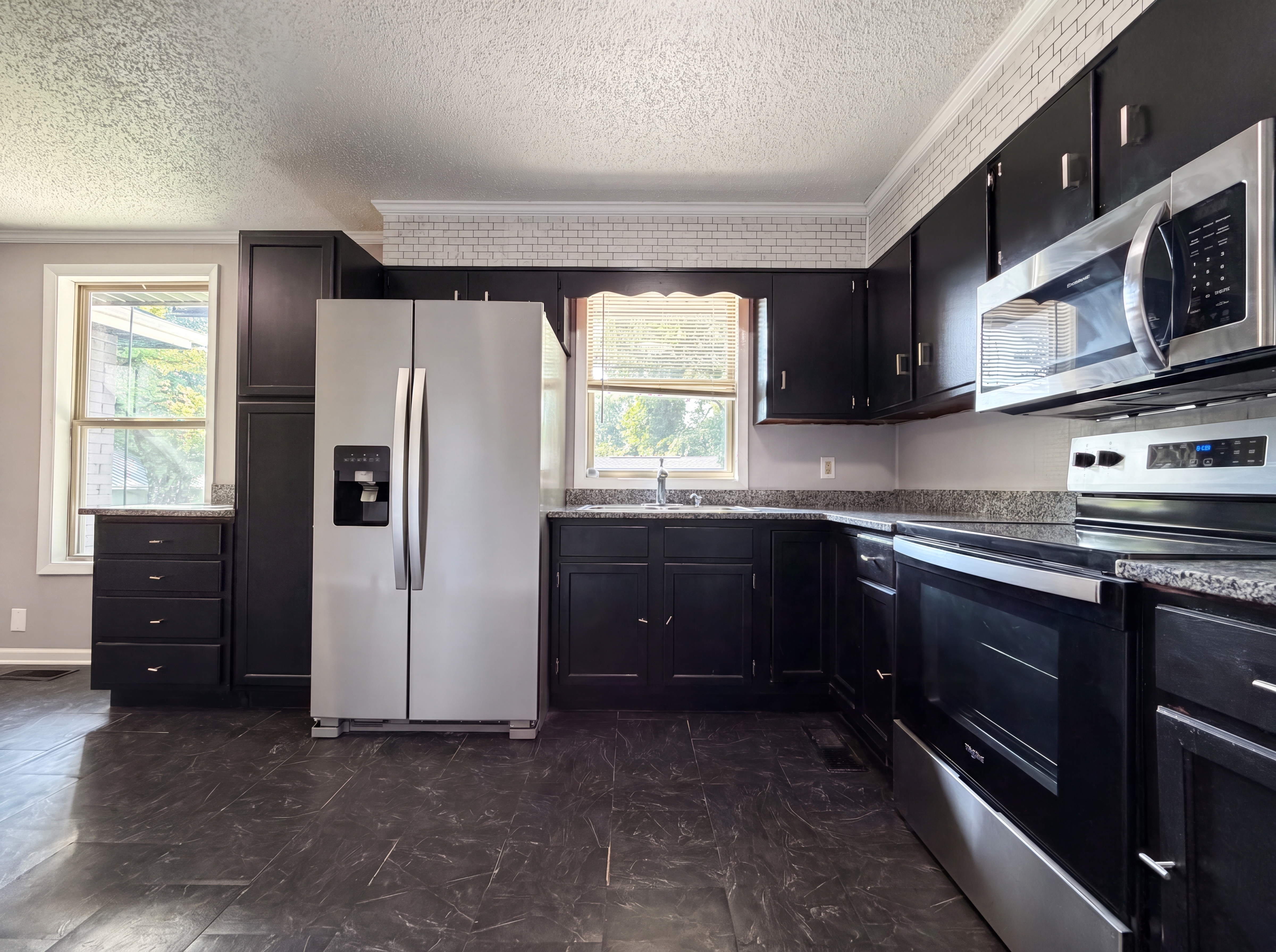 Photo 10 of 17 of 4116 Buenaview Ct, Nashville, TN