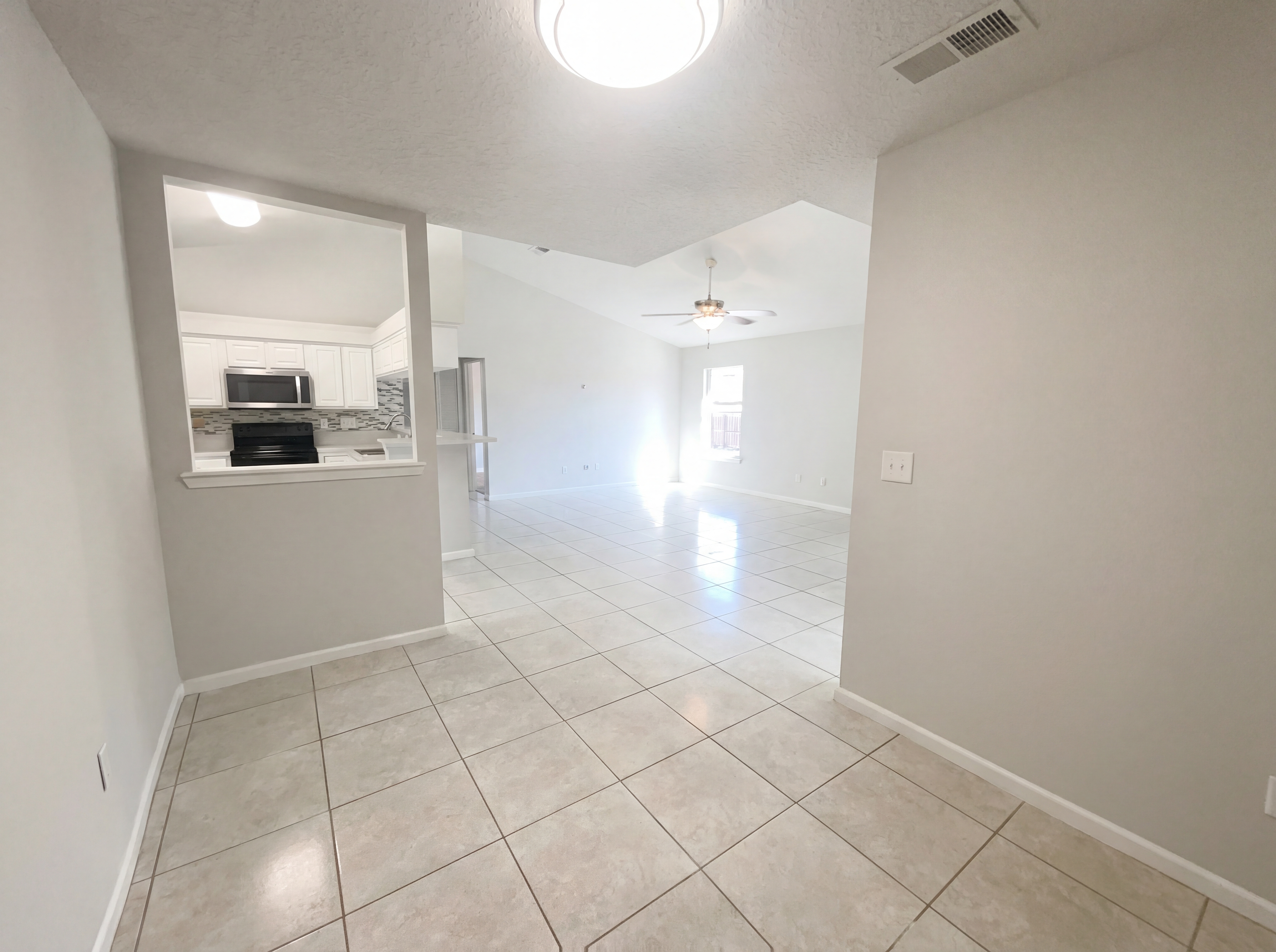 Photo 4 of 21 of 2158 Joseph Hewes Ct, Orange Park, FL