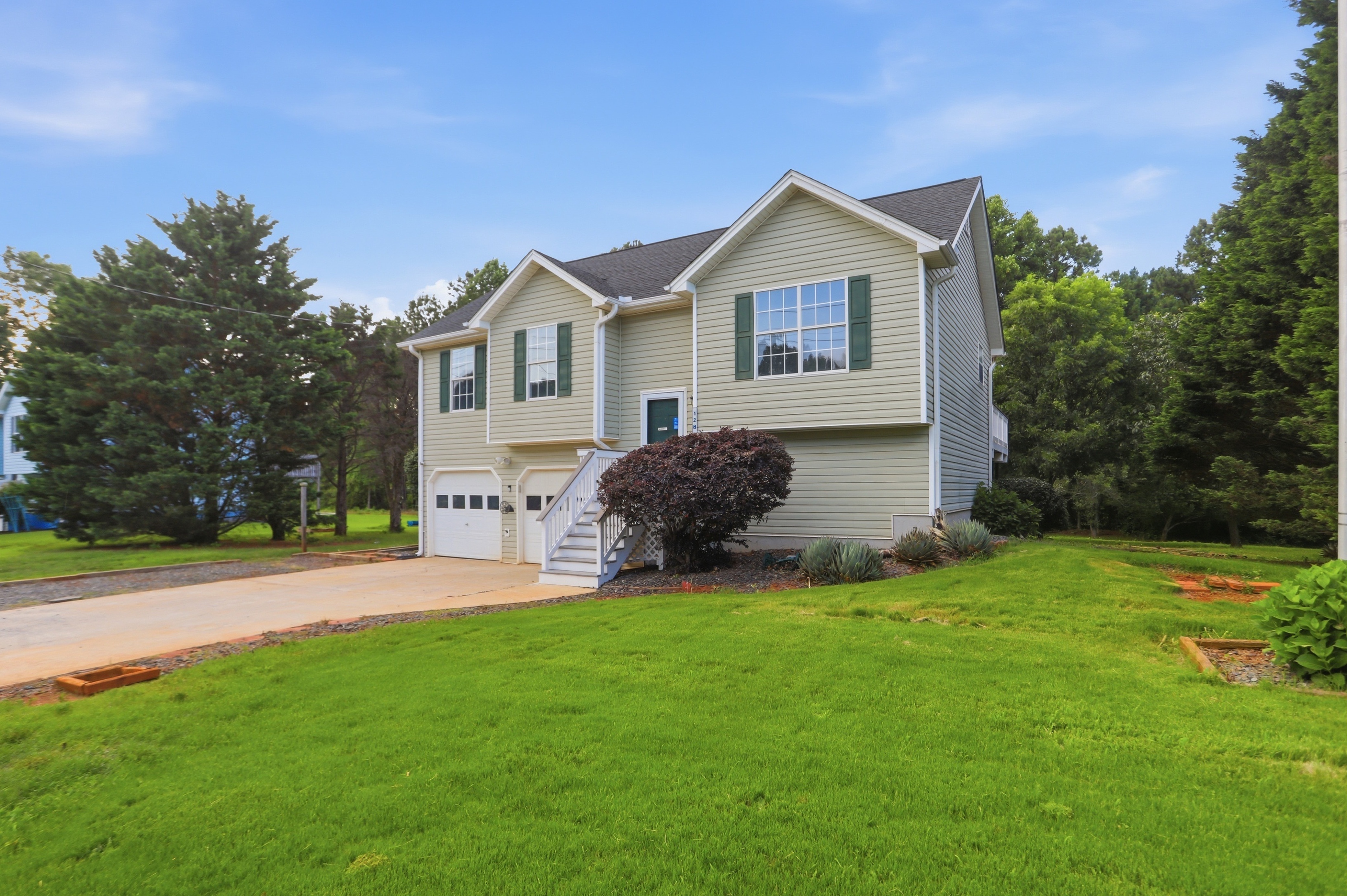 Photo 7 of 30 of 128 Ravenwood Ln, Rockmart, GA