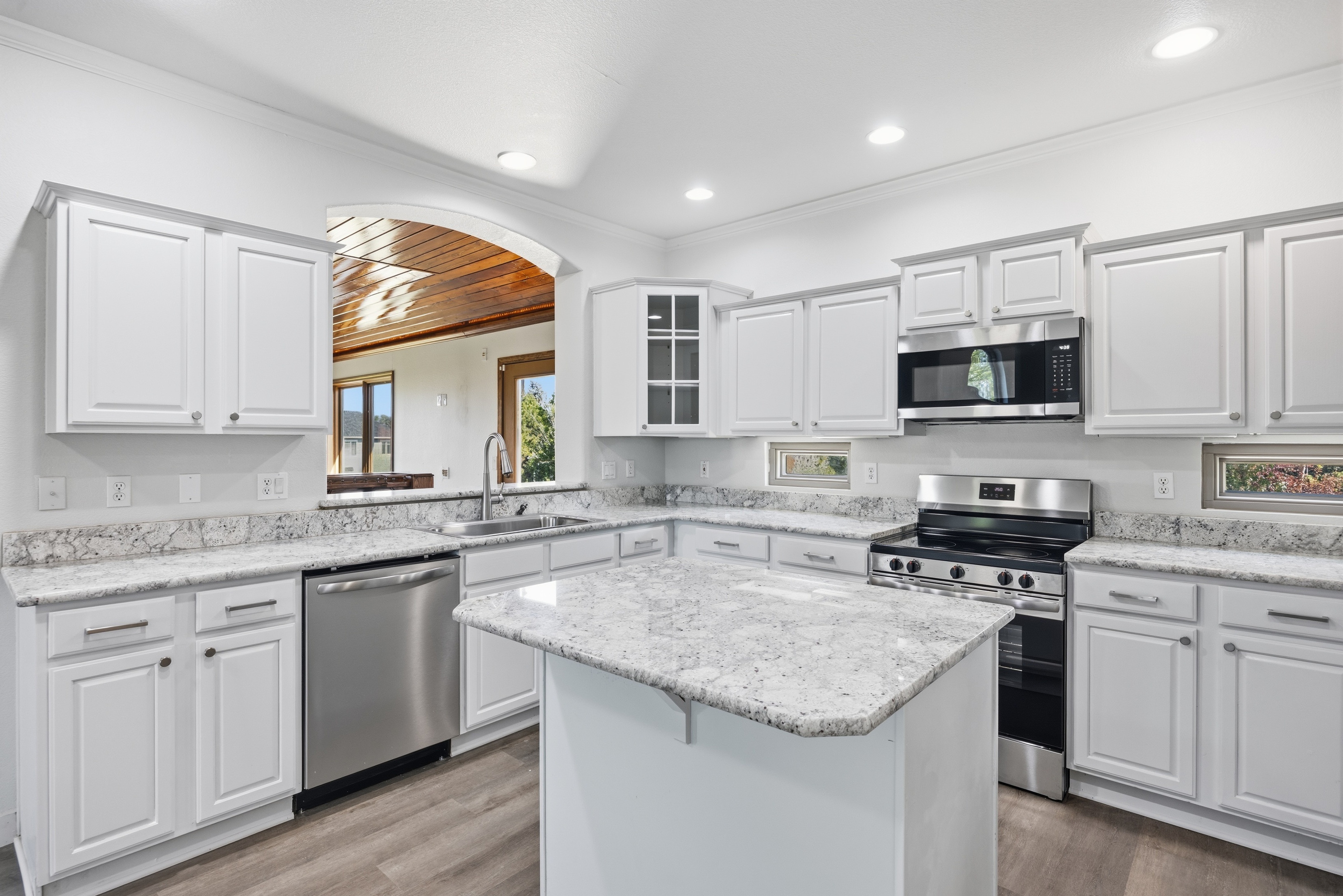 Photo 19 of 59 of 4770 Paramount Pl, Colorado Springs, CO