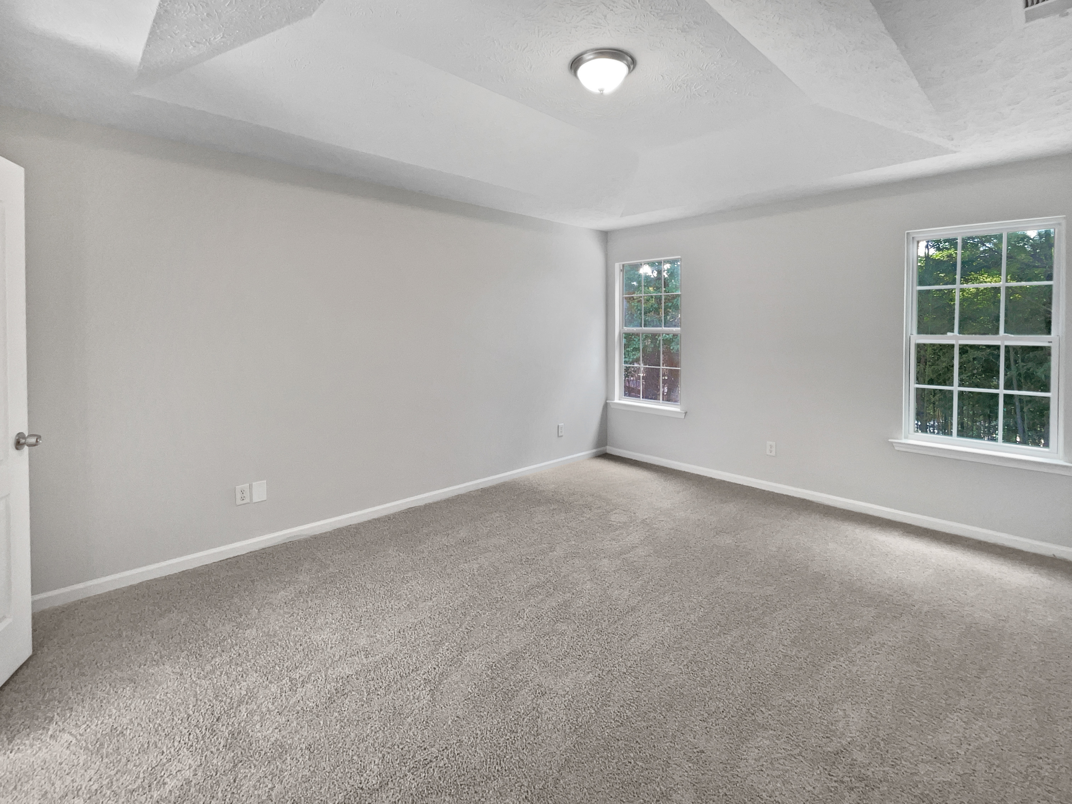 Photo 5 of 25 of 834 Pine Shoals Ct, Atlanta, GA