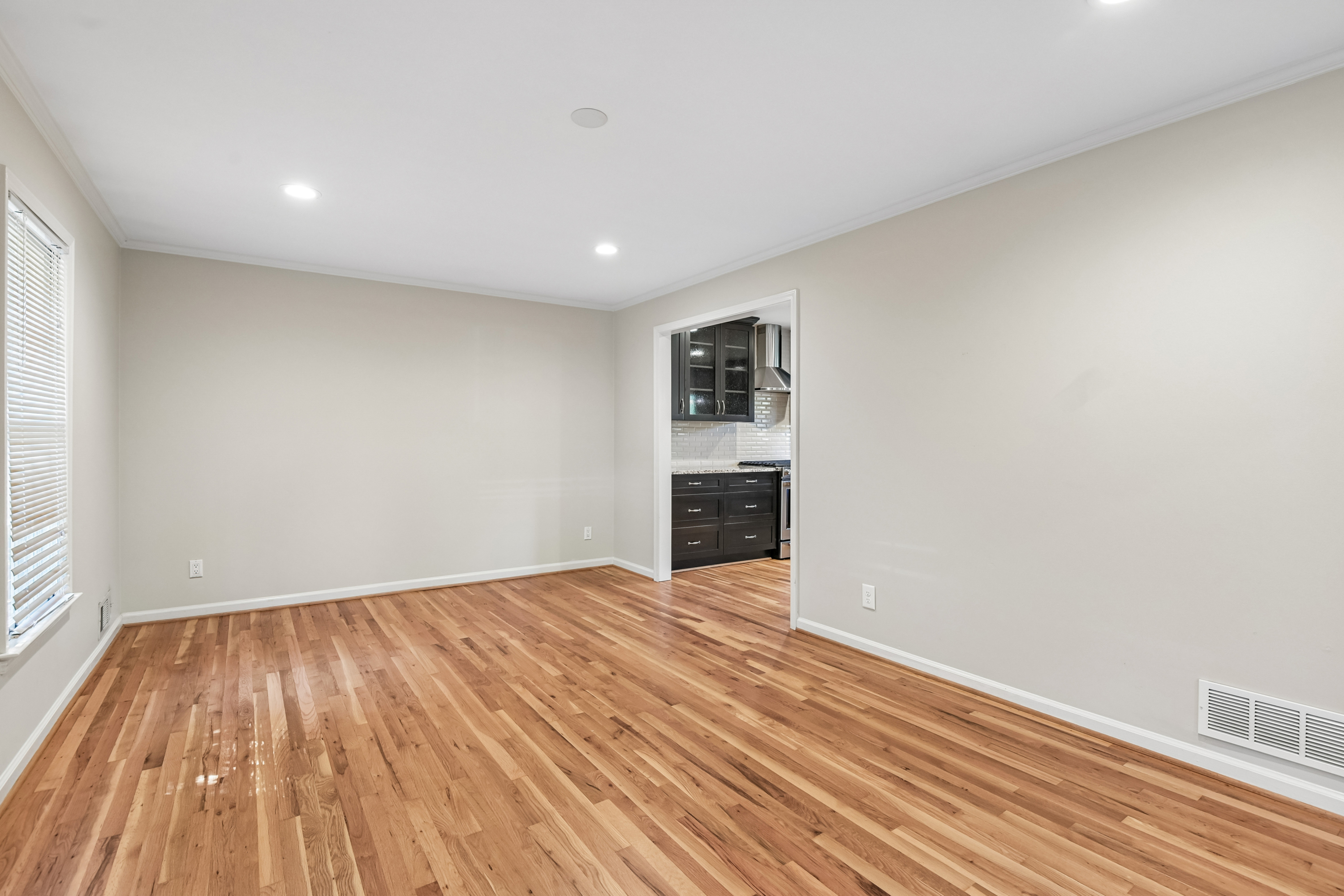 Photo 7 of 30 of 4256 Cranton Ct NE, Brookhaven, GA