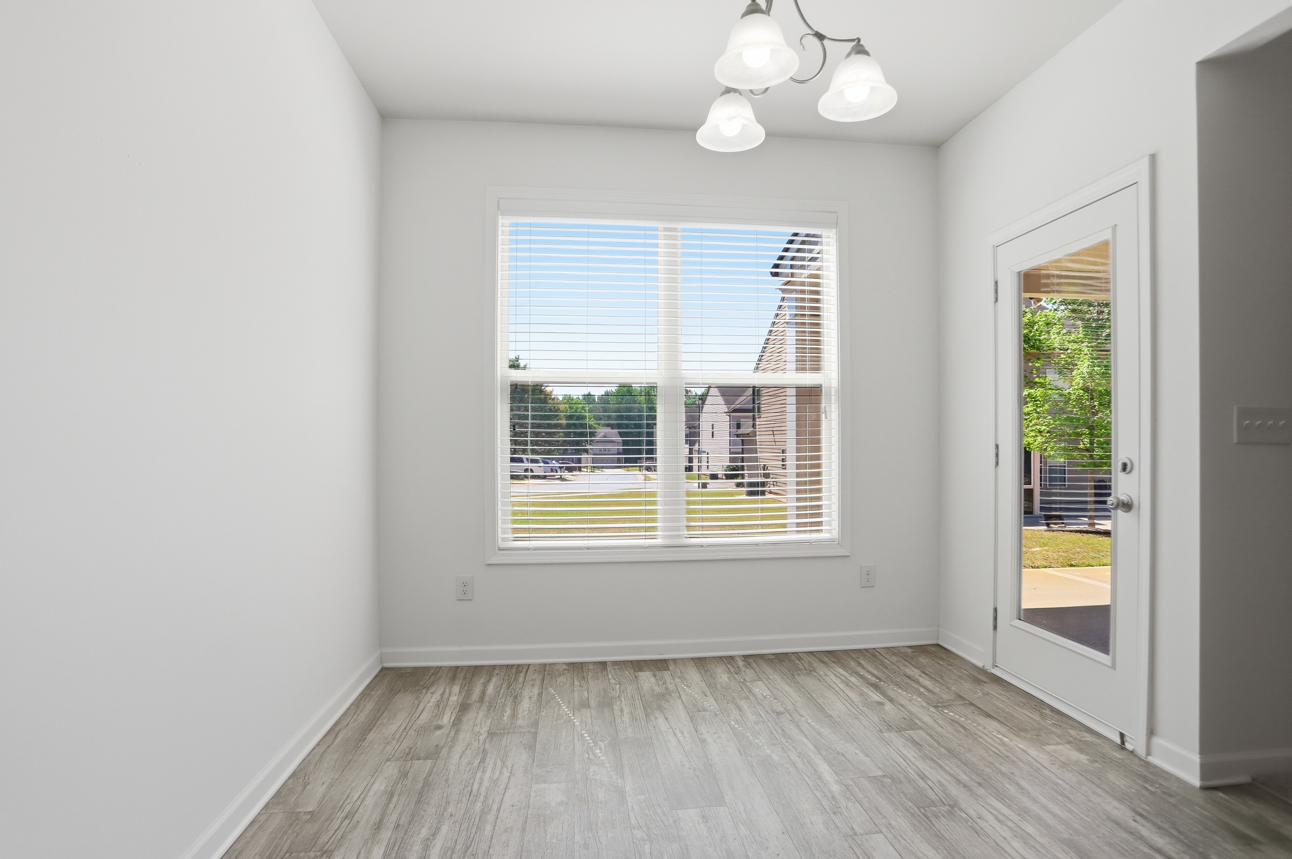 Photo 11 of 46 of 5646 Apple Grove Rd, Buford, GA