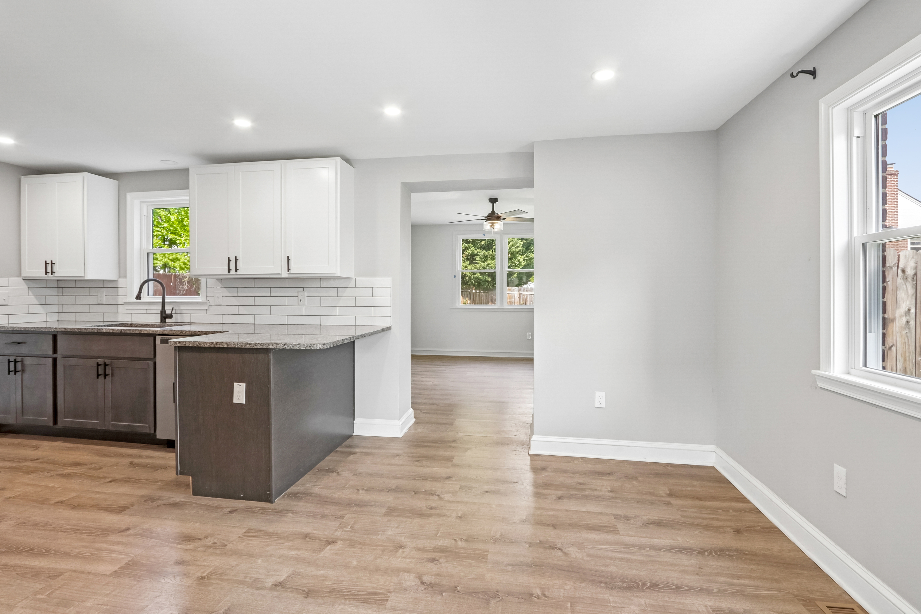 Photo 11 of 37 of 202 Old Dupont Rd, Wilmington, DE