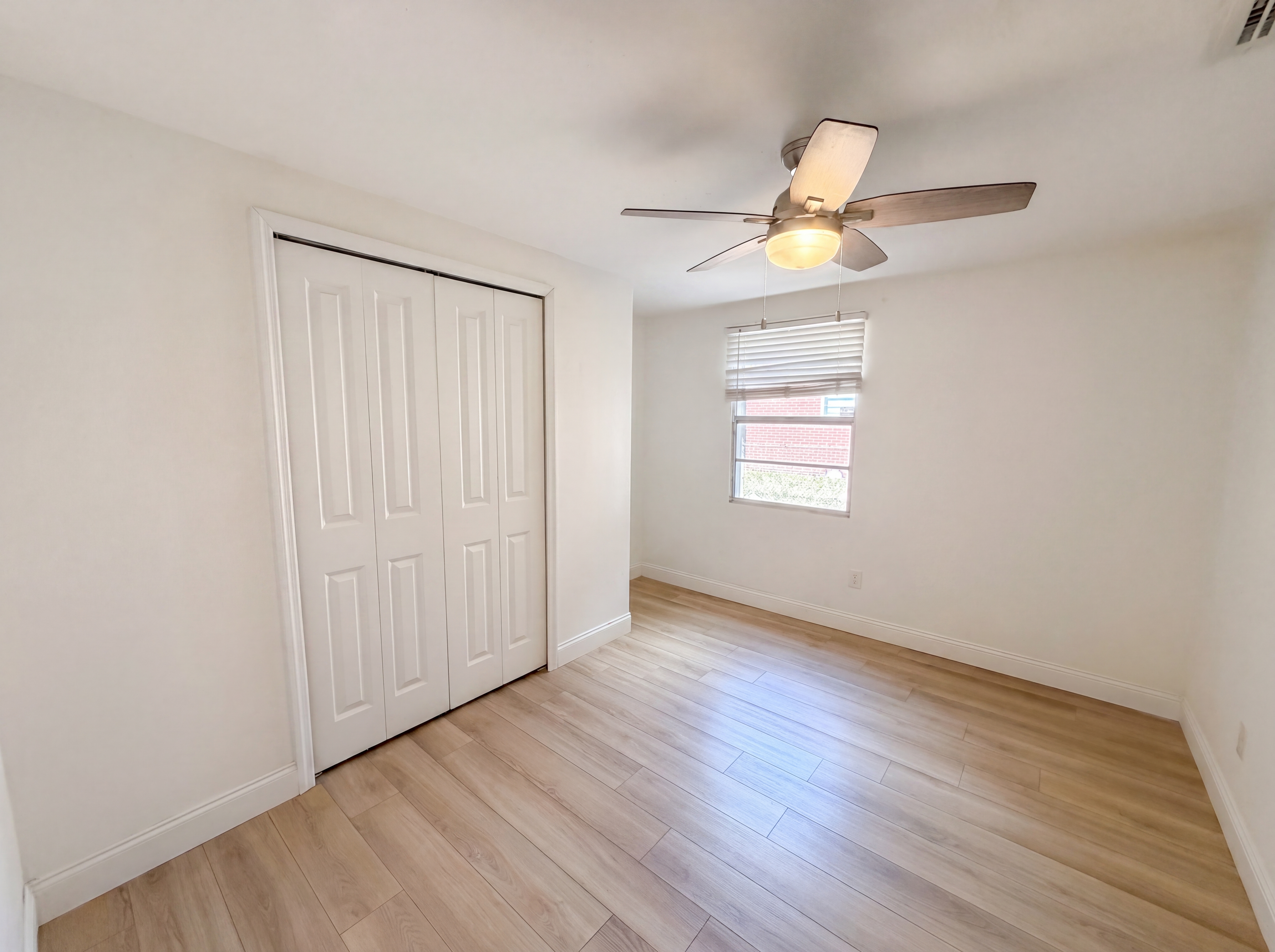 Photo 7 of 22 of 2905 E Chelsea St, Tampa, FL