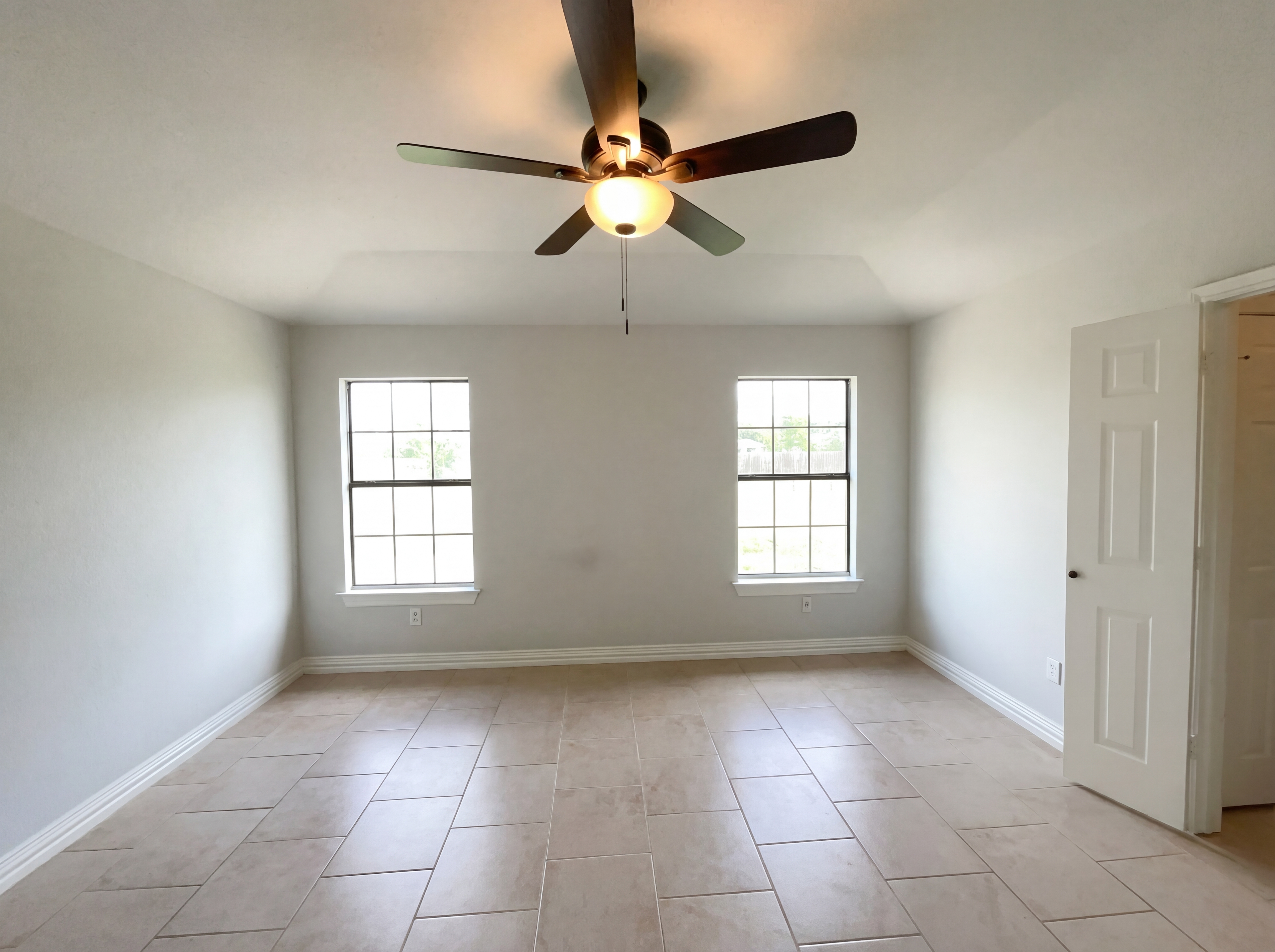 Photo 14 of 17 of 602 Torero Dr, Oak Point, TX