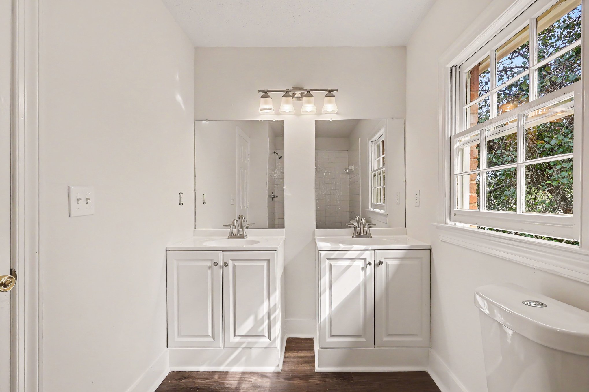 Photo 6 of 18 of 6391 Phillips Pl, Lithonia, GA