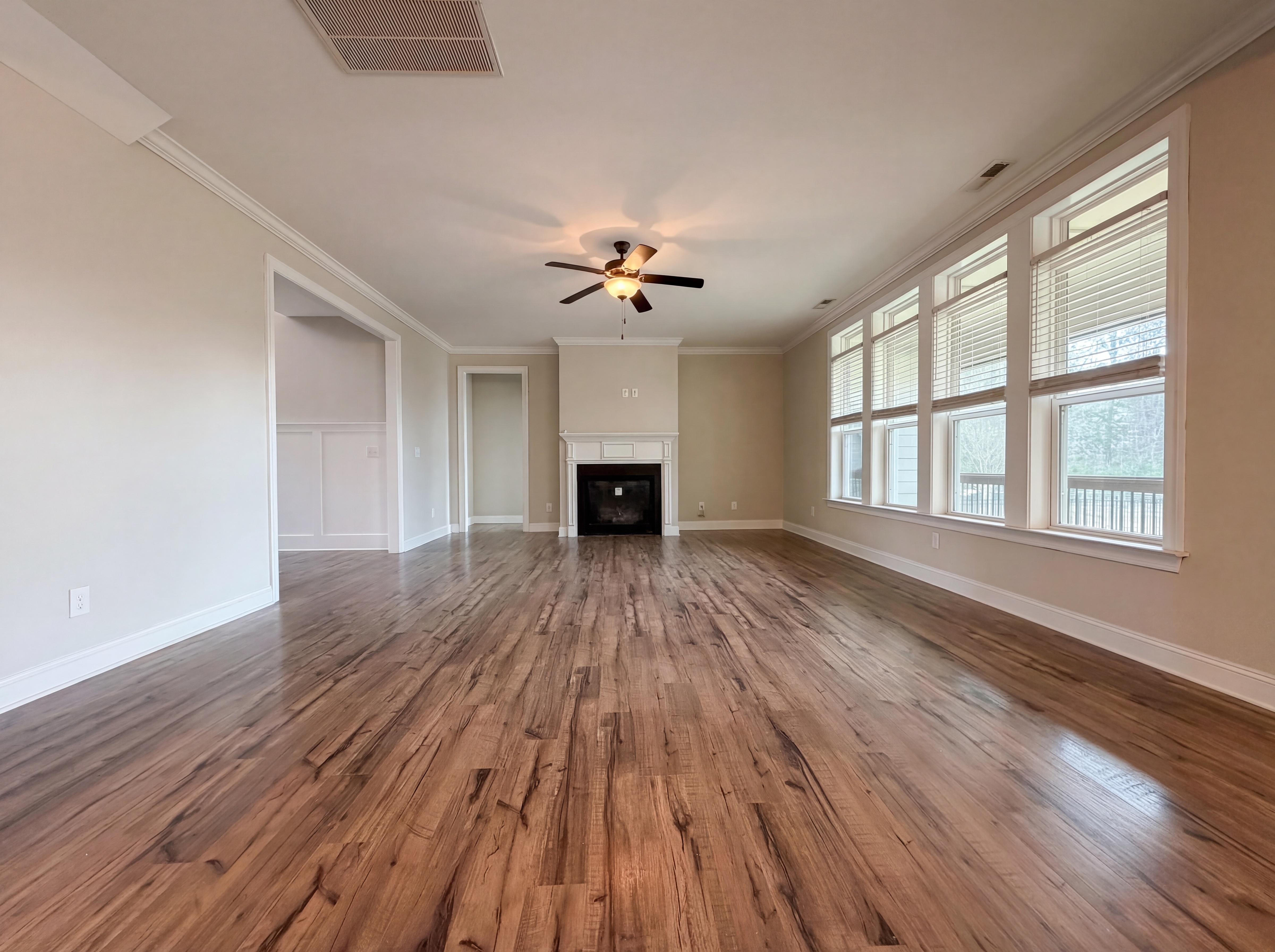 Photo 3 of 26 of 813 Copper Beech Ln, Wake Forest, NC