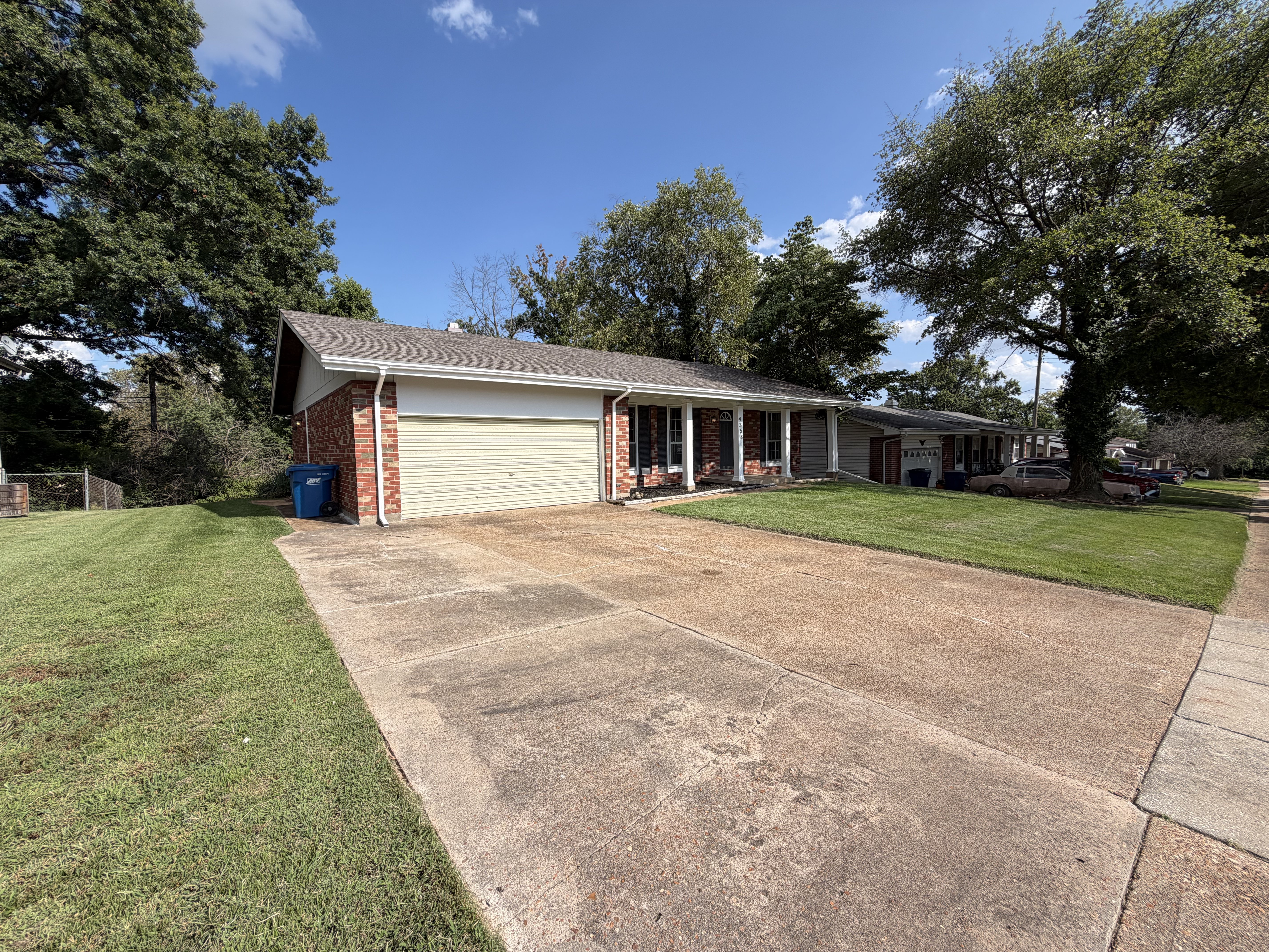 Photo 18 of 21 of 4358 Rhine Dr, Florissant, MO