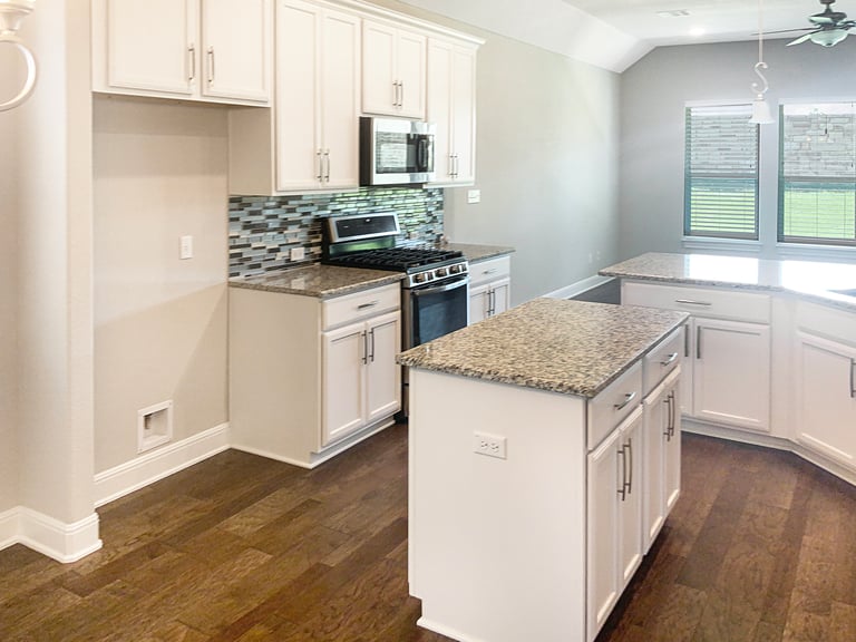 Photo 4 of 25 - 2645 Enza Dr, Round Rock, TX 78665