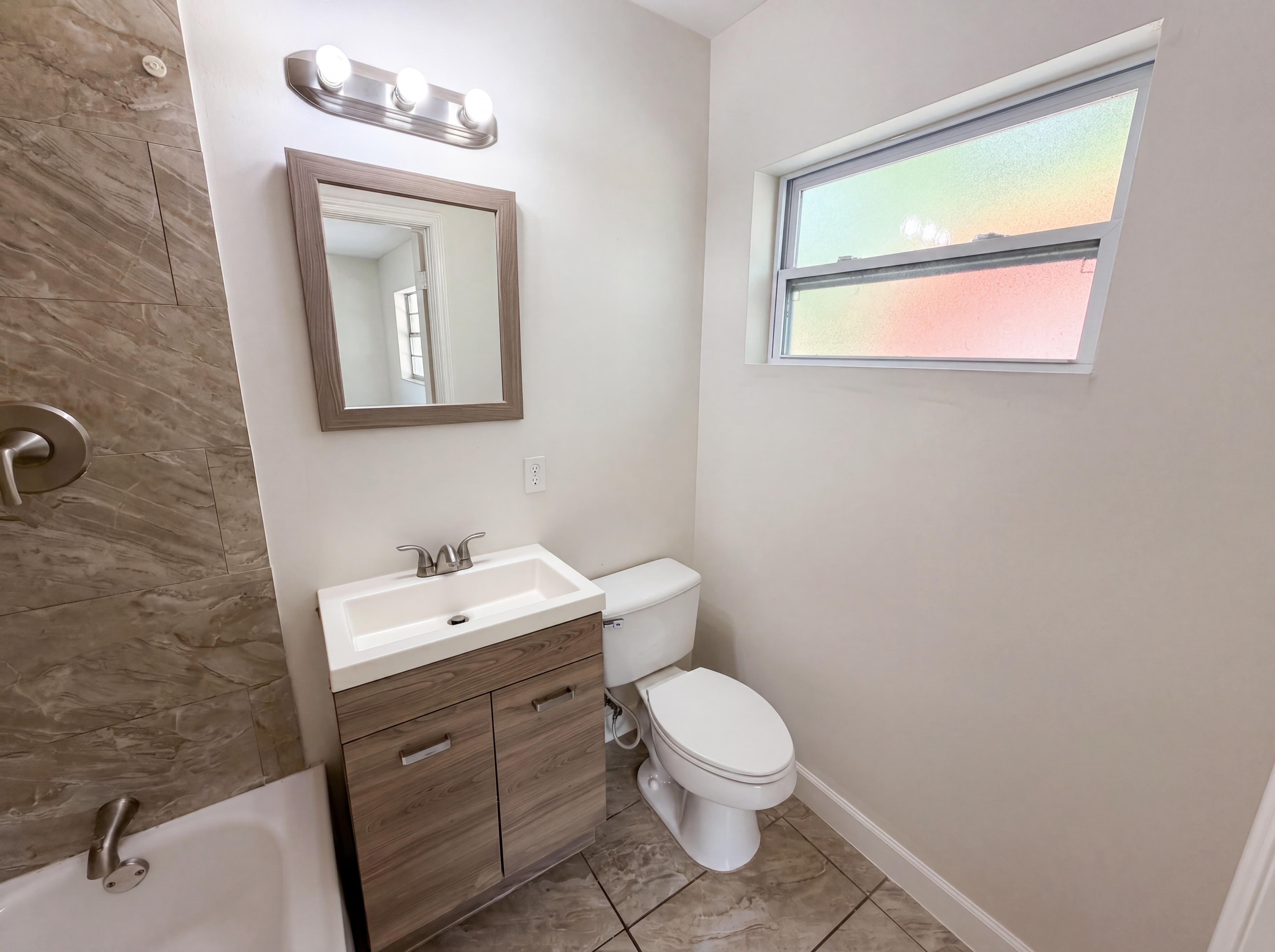 Photo 15 of 23 of 459 Notre Dame Dr, Altamonte Springs, FL