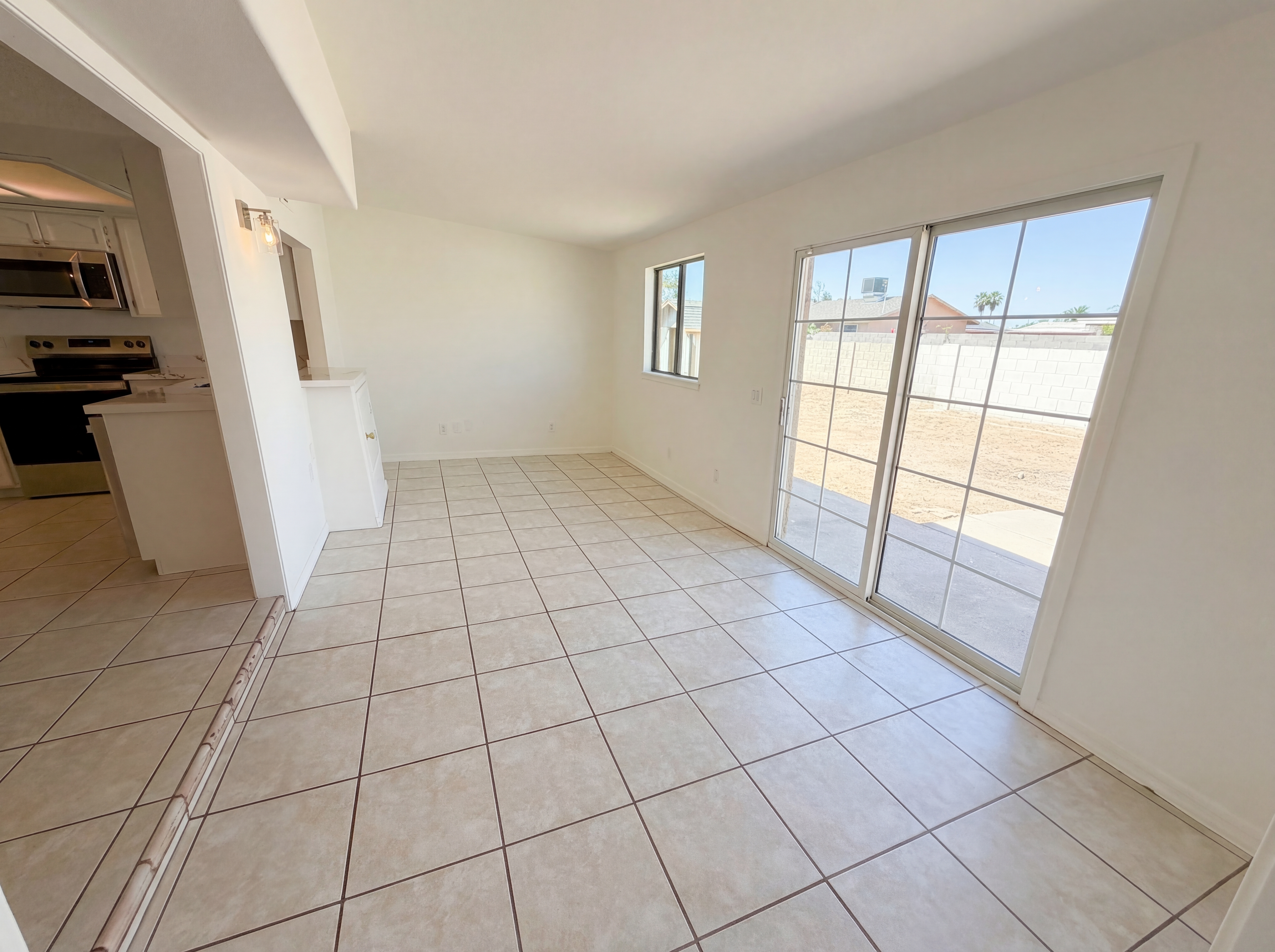 Photo 15 of 30 of 13138 W Sierra Vista Dr, Glendale, AZ